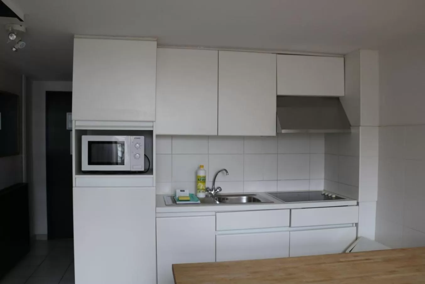 Kitchen or kitchenette in Arass Hôtel & Business Flats