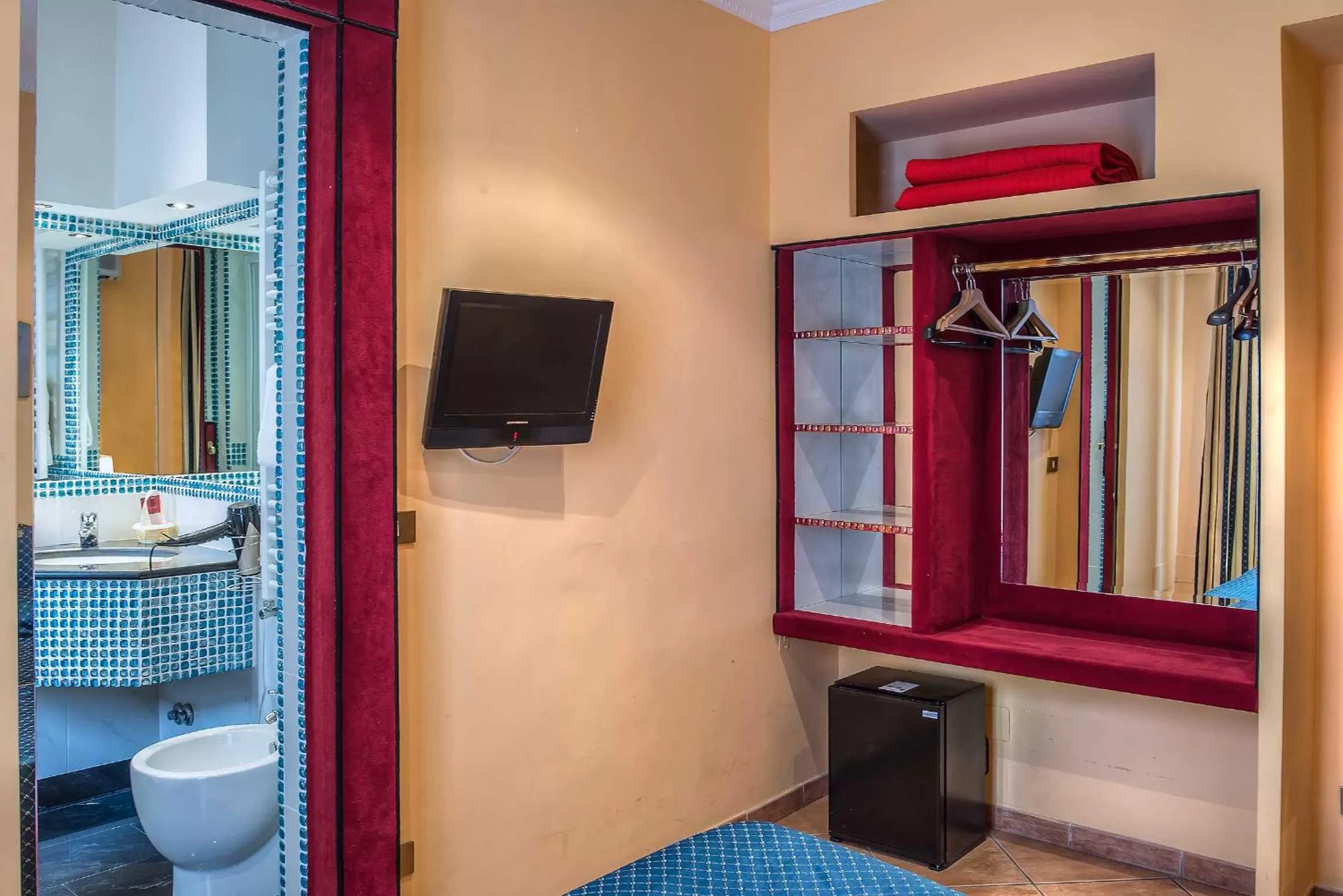 Decorative detail in Hotel Caracciolo