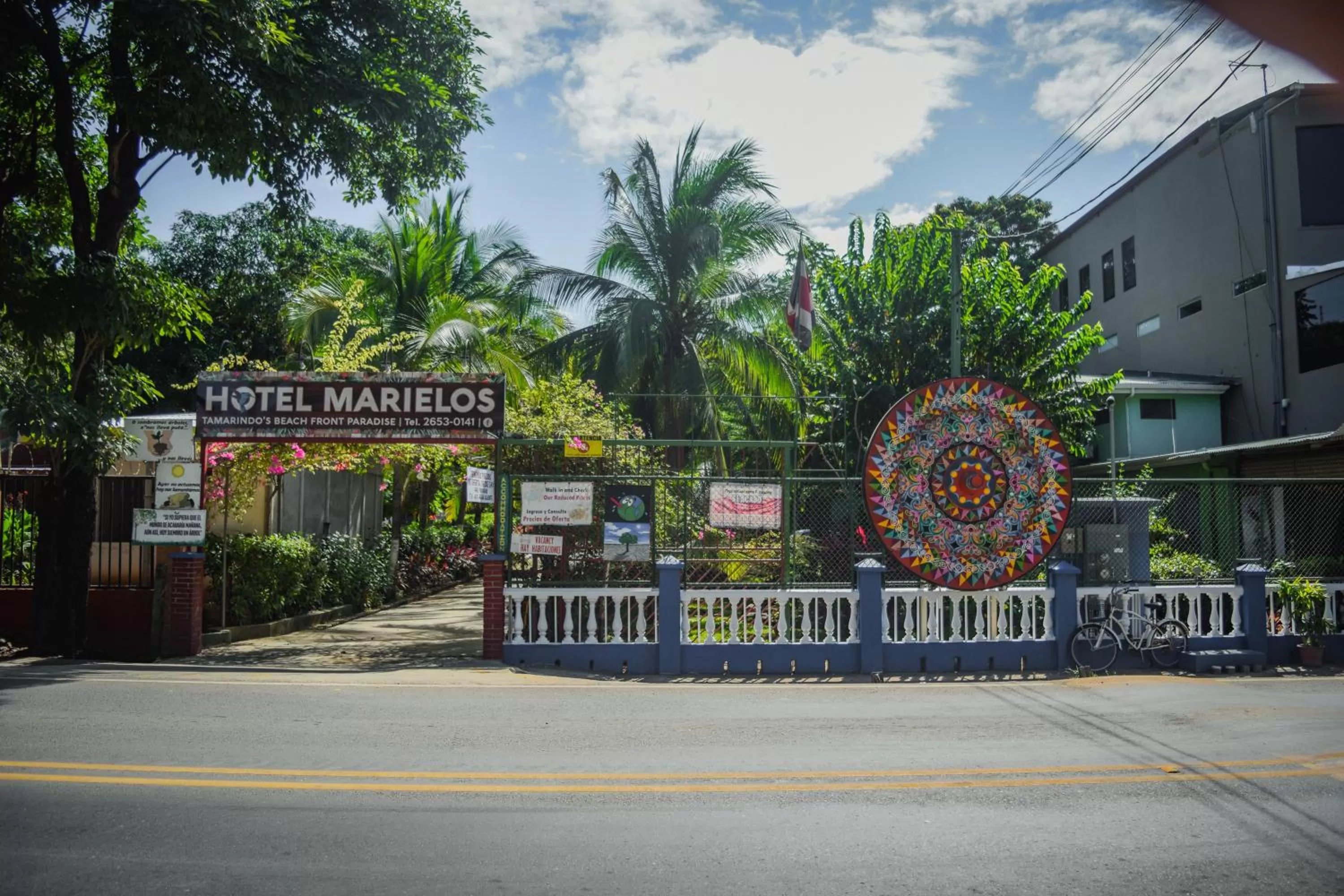 Facade/entrance in Hotel Marielos