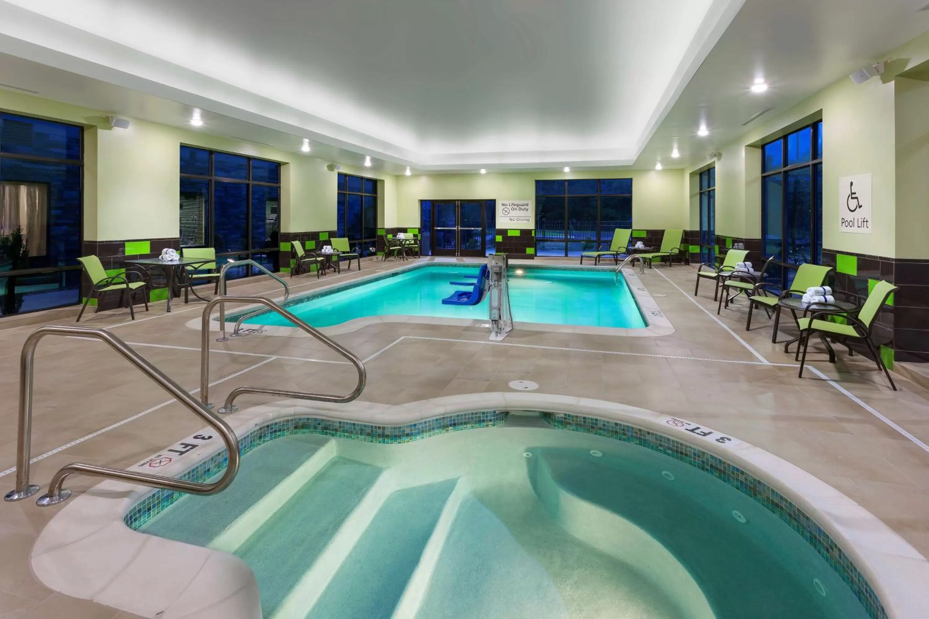 Hot Tub in Hampton Inn & Suites Williamsport - Faxon Exit