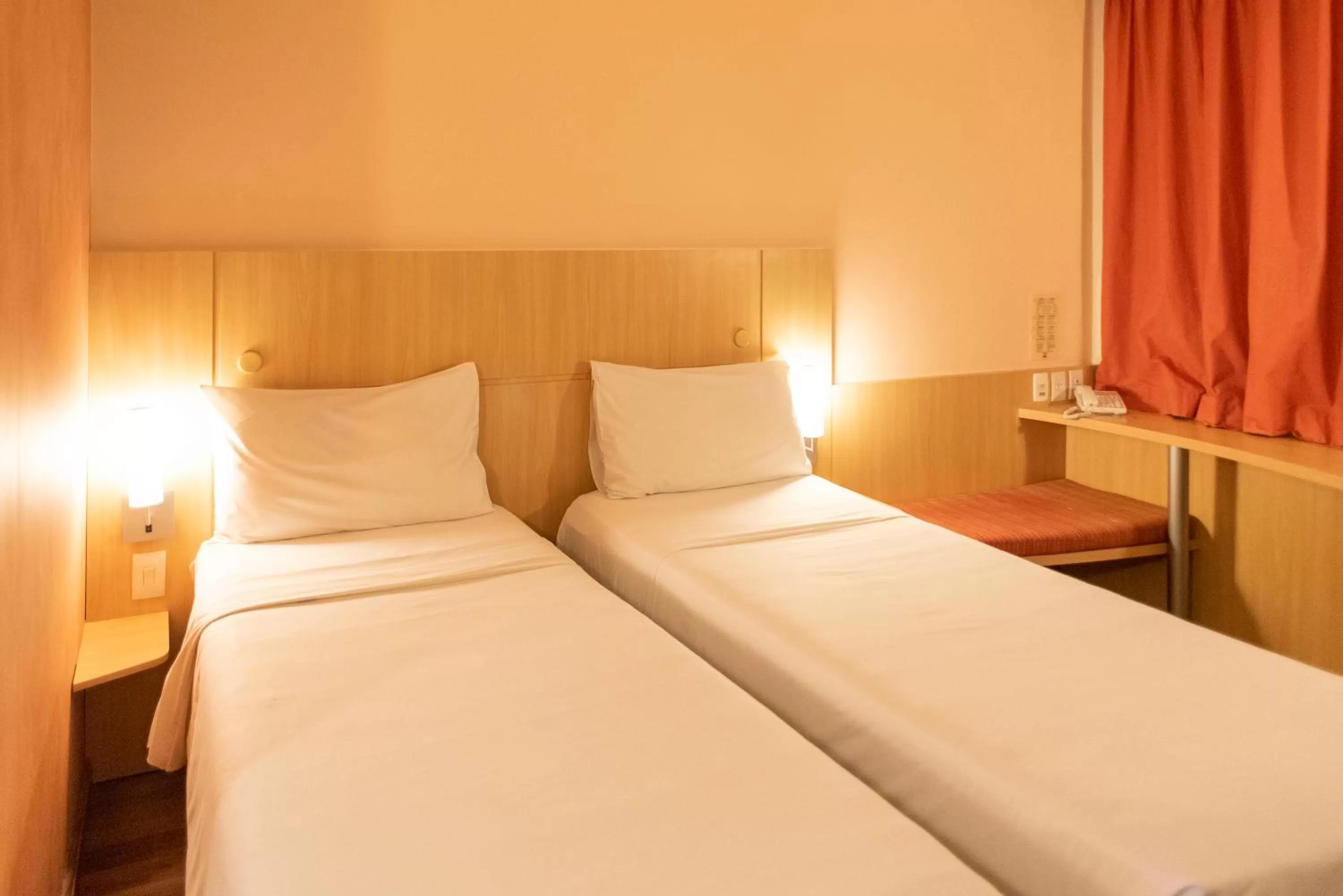 Bedroom, Bed in ibis Sao Paulo Barra Funda