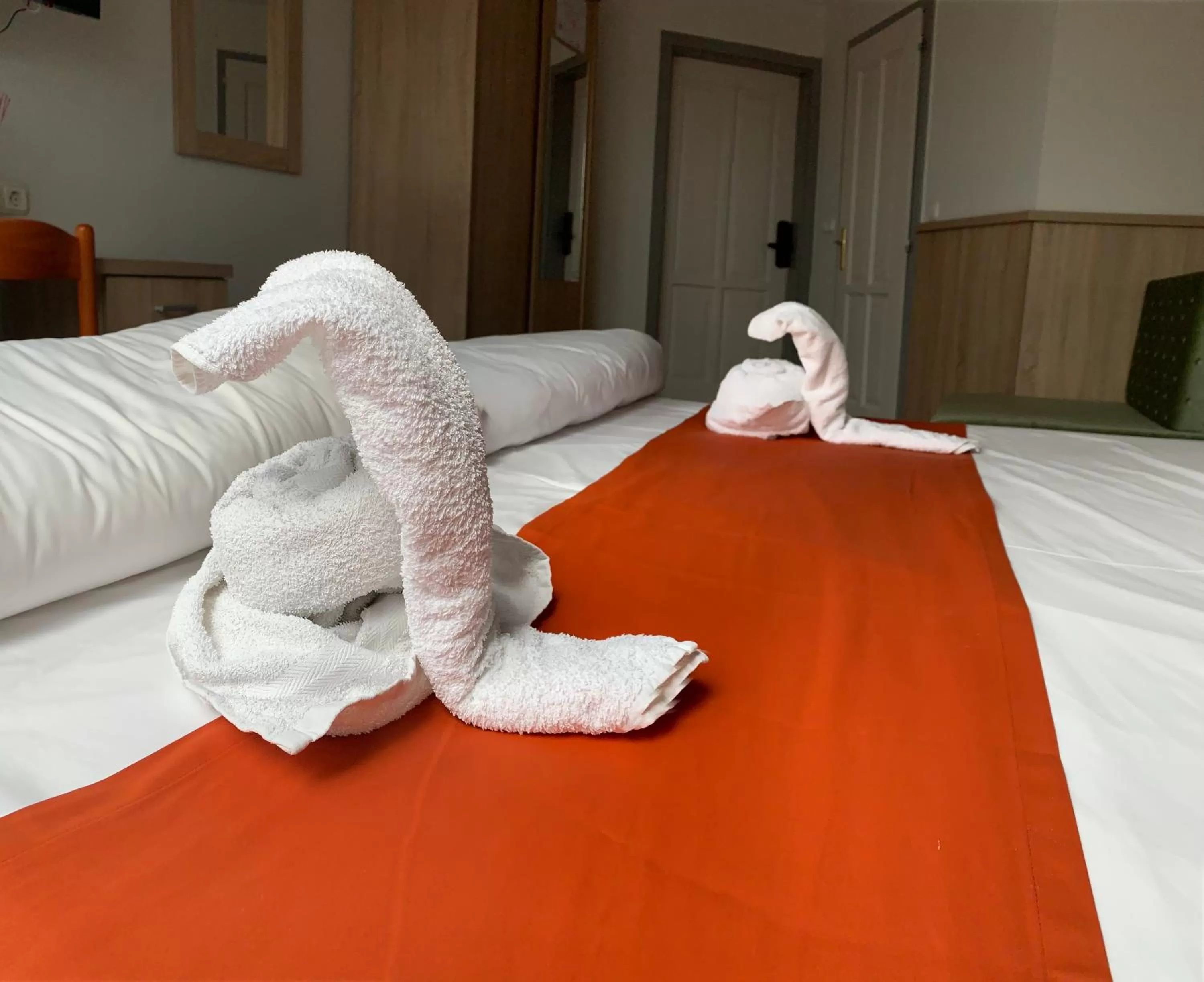 Bed in Várfal Wellness Panzió