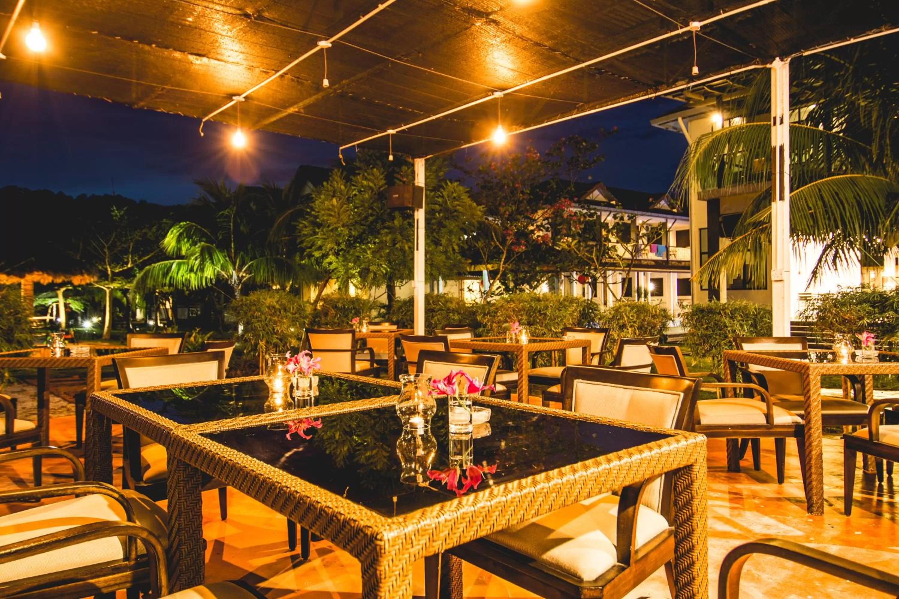 Lounge or bar in Alia Residence Business Resort