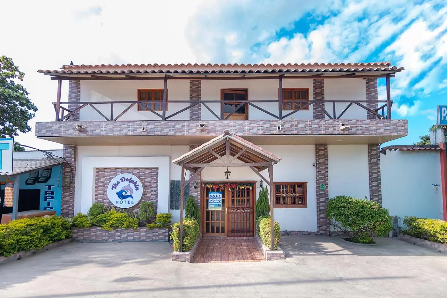Facade/entrance in Hotel The Dolphin