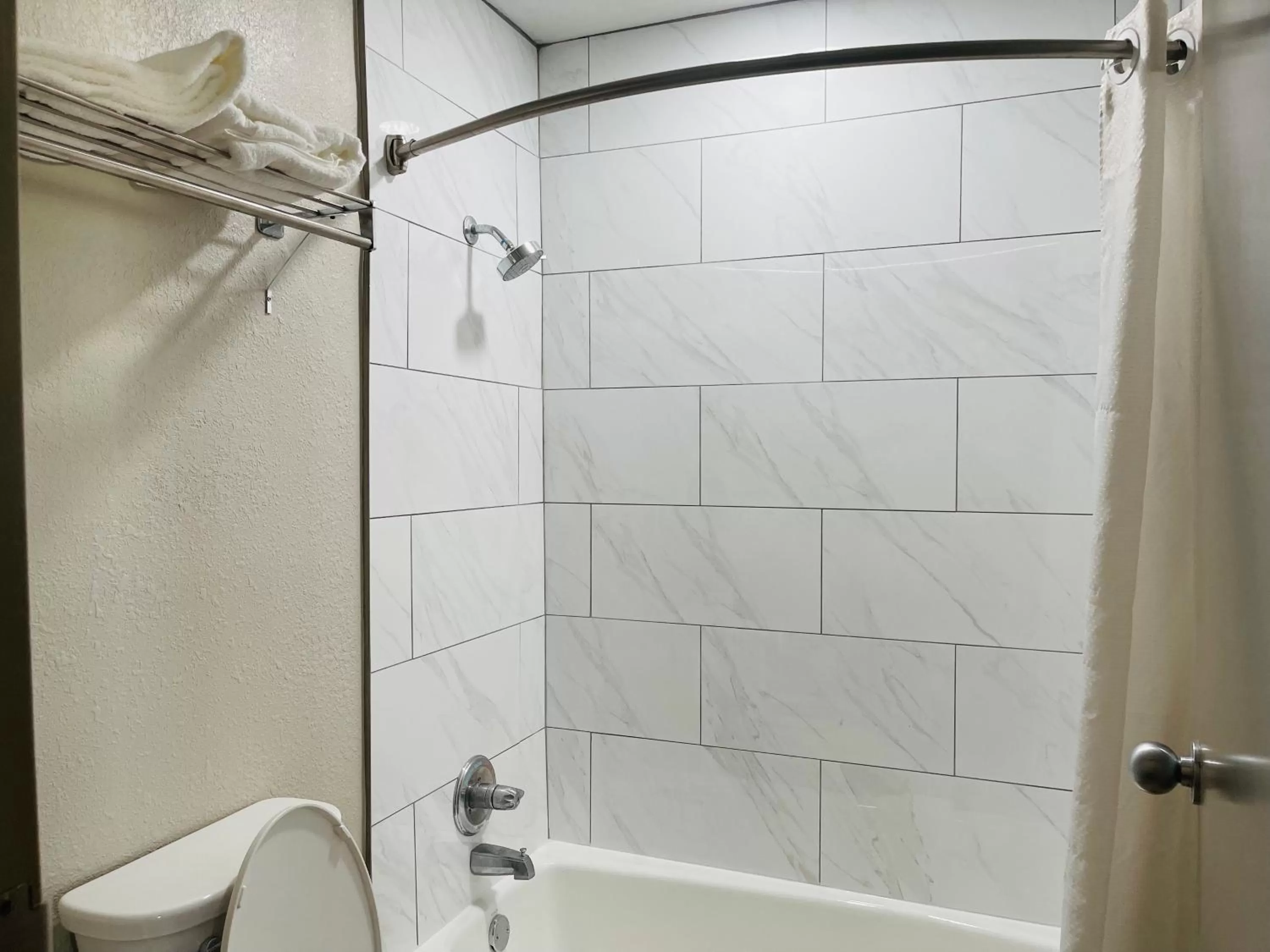 Bathroom in Days Inn by Wyndham Killeen Fort Hood