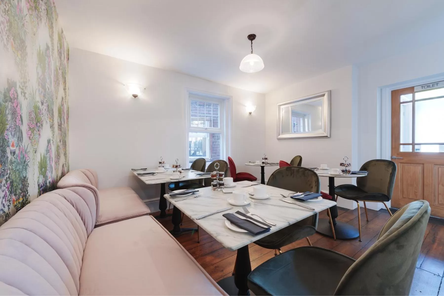 Restaurant/places to eat in Florence Gardens Boutique Hotel and Restaurant