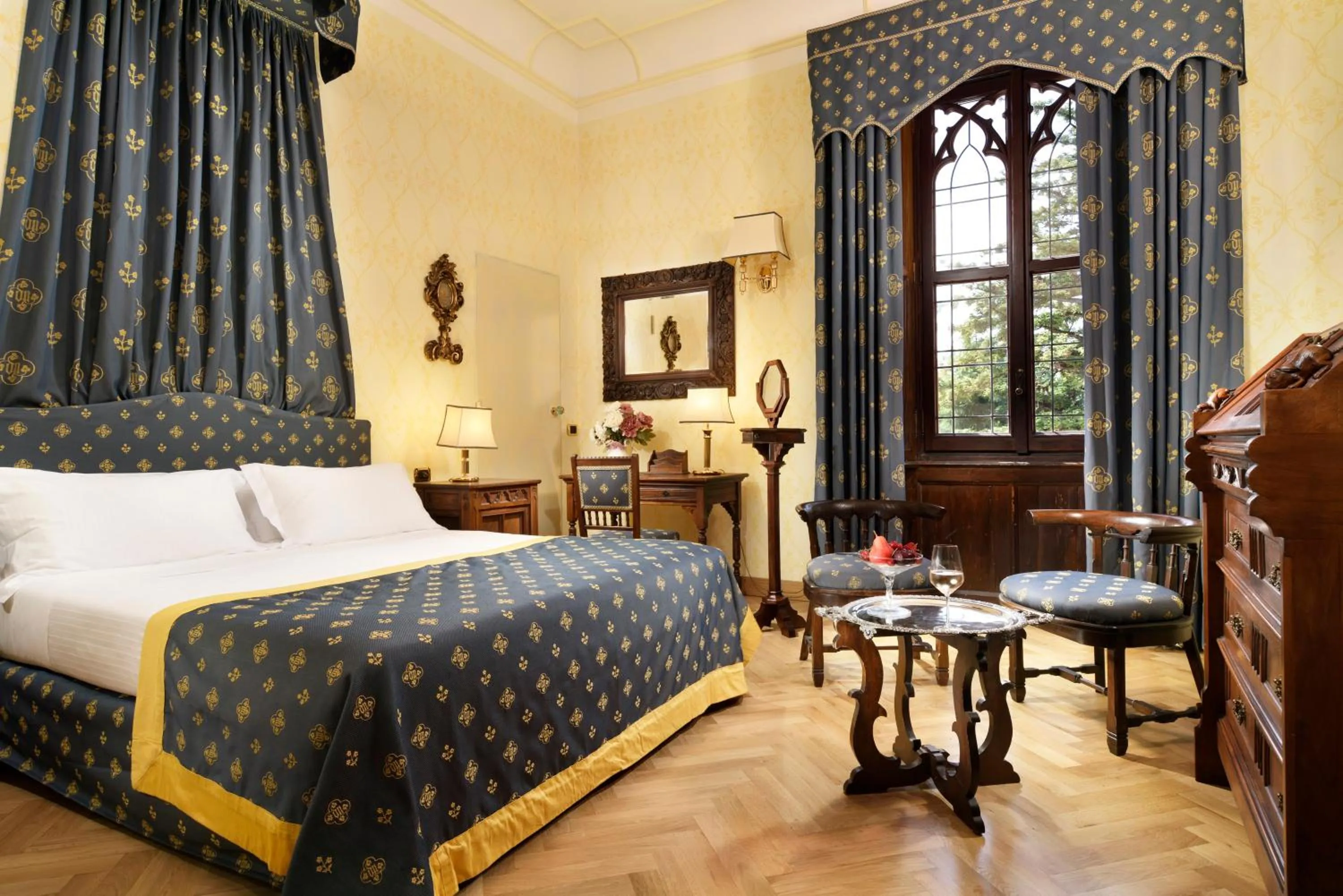 Photo of the whole room, Bed in Castello Dal Pozzo Resort Lago Maggiore - Preferred Hotels & Resorts
