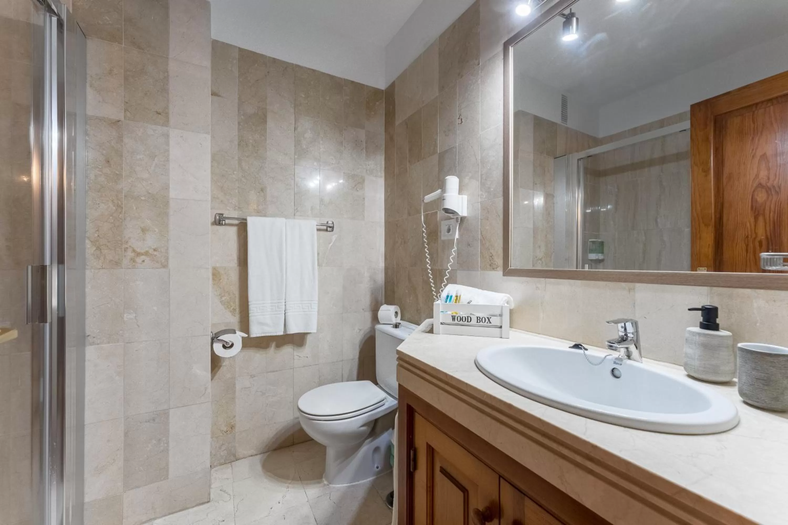 Bathroom in Klayman Olivina Aparthotel