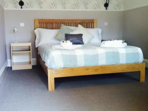Bedroom, Bed in The Charlton Inn