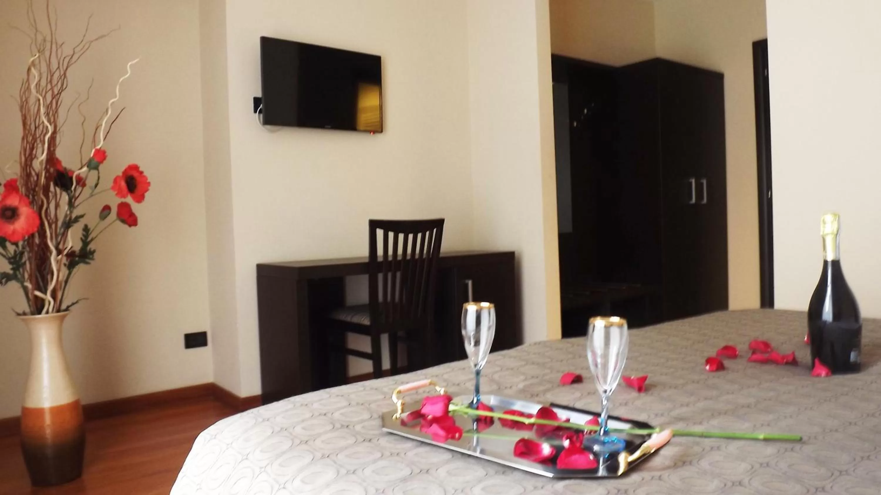 Bed in Hotel Nautilus