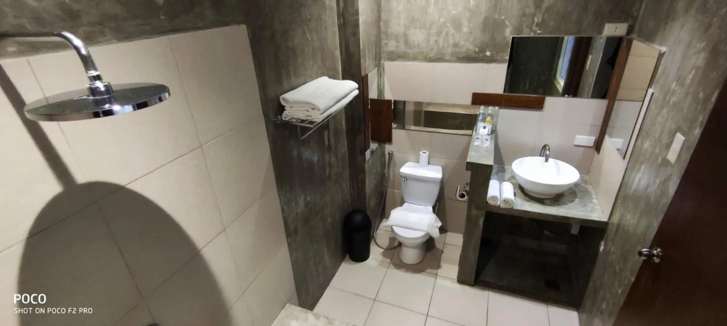 Shower in ELEMENT BOUTIQUE HOTEL