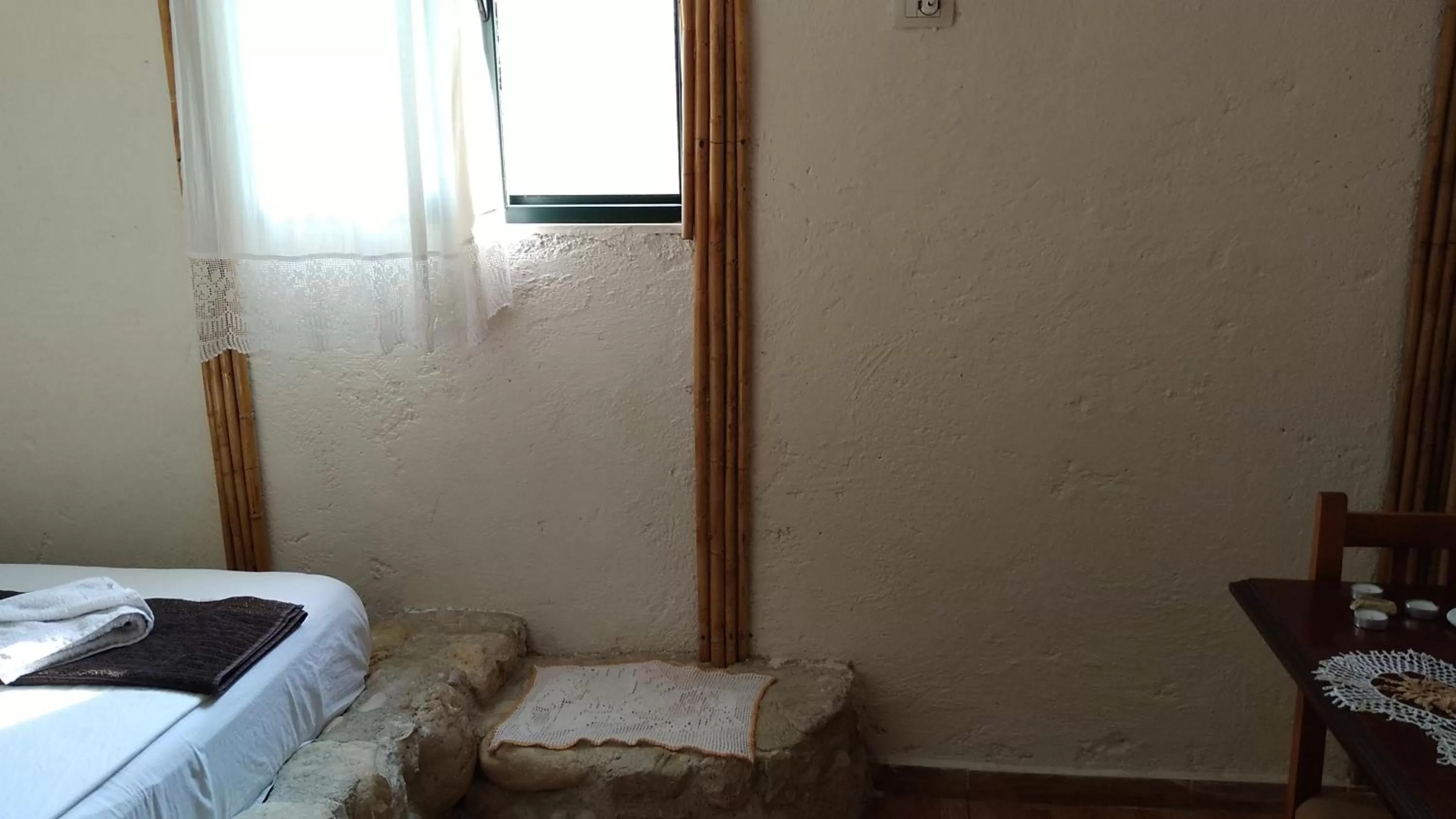 Bed in Maxola's Dream Orikum