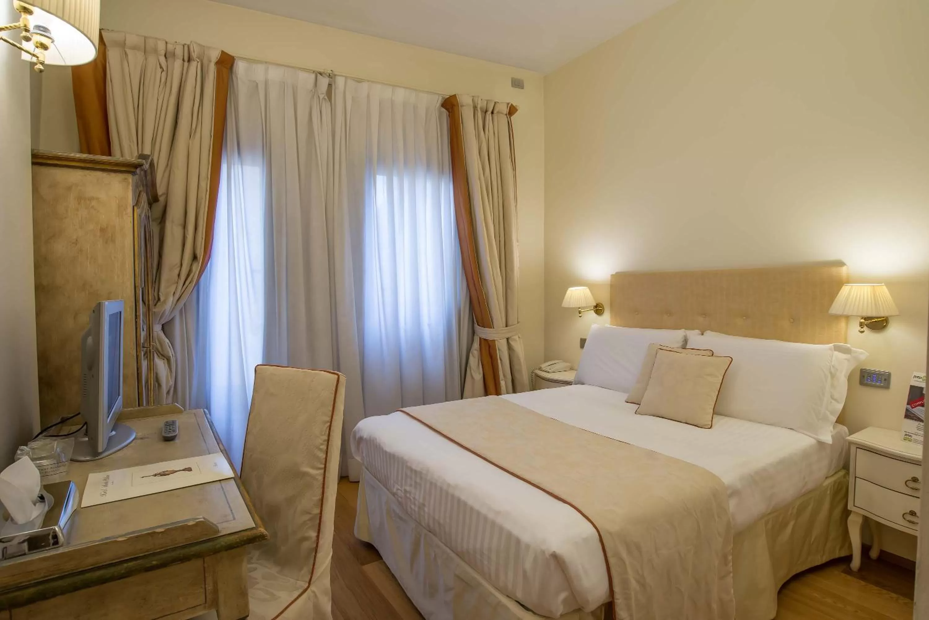 Photo of the whole room, Bed in Hotel Atlantic Palace