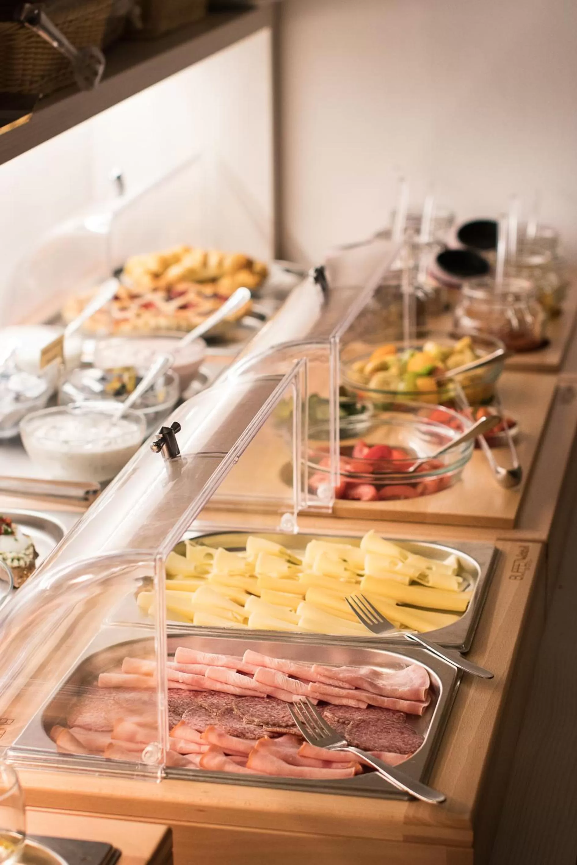 Buffet breakfast in Hotel U Tří hrušek suites & apartments