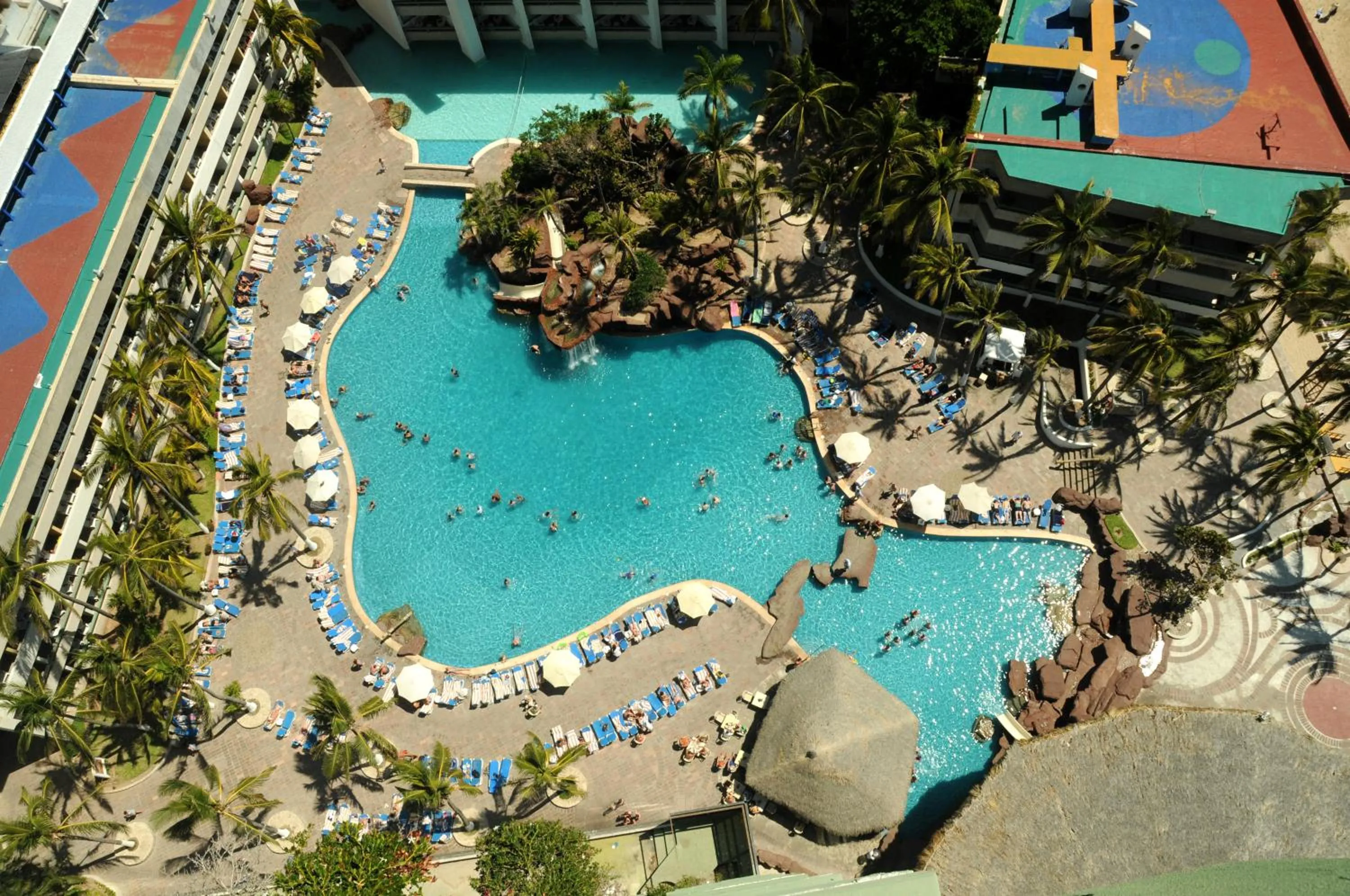 Swimming pool in El Cid El Moro Beach