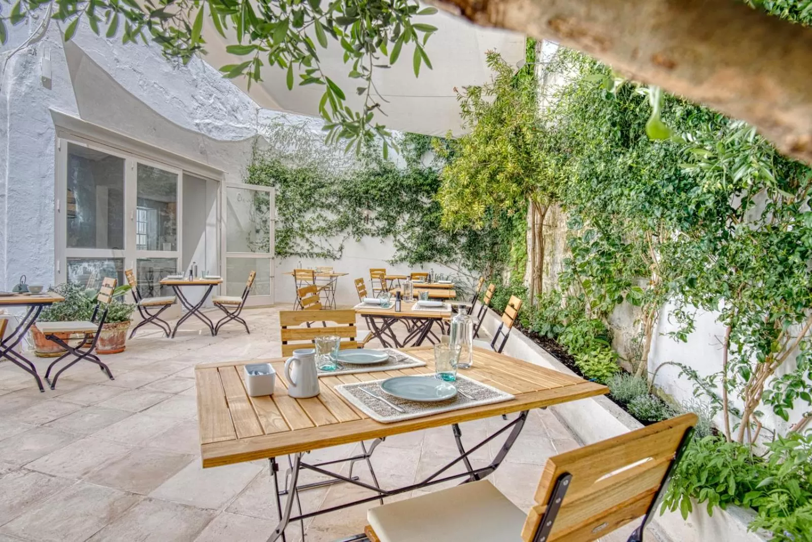 Dining area in Can Alberti 1740 Boutique Hotel