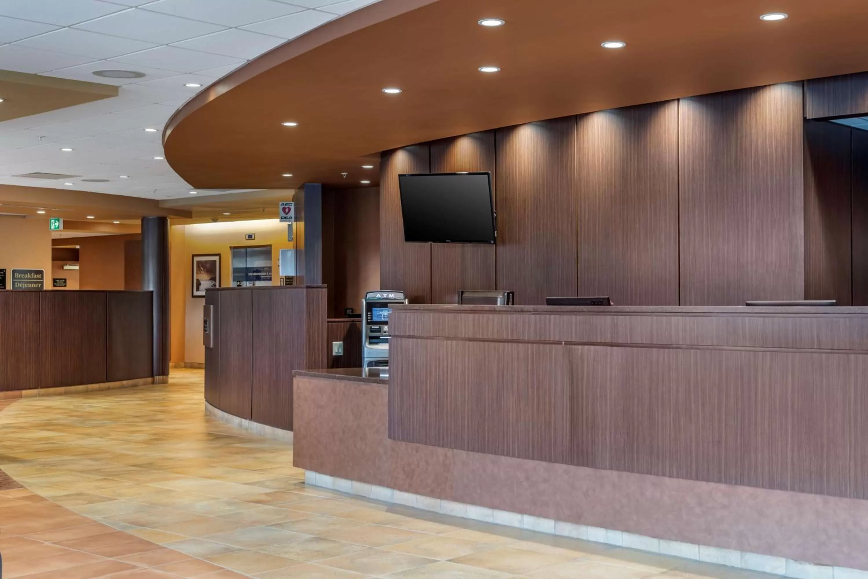 Lobby or reception in Best Western Plus, Bathurst Hotel & Suites