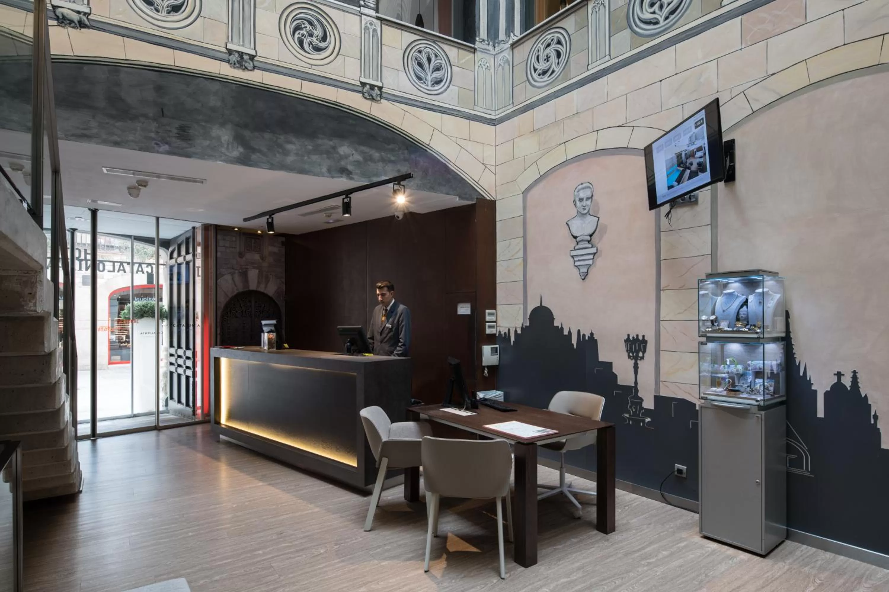Lobby or reception in Catalonia Catedral