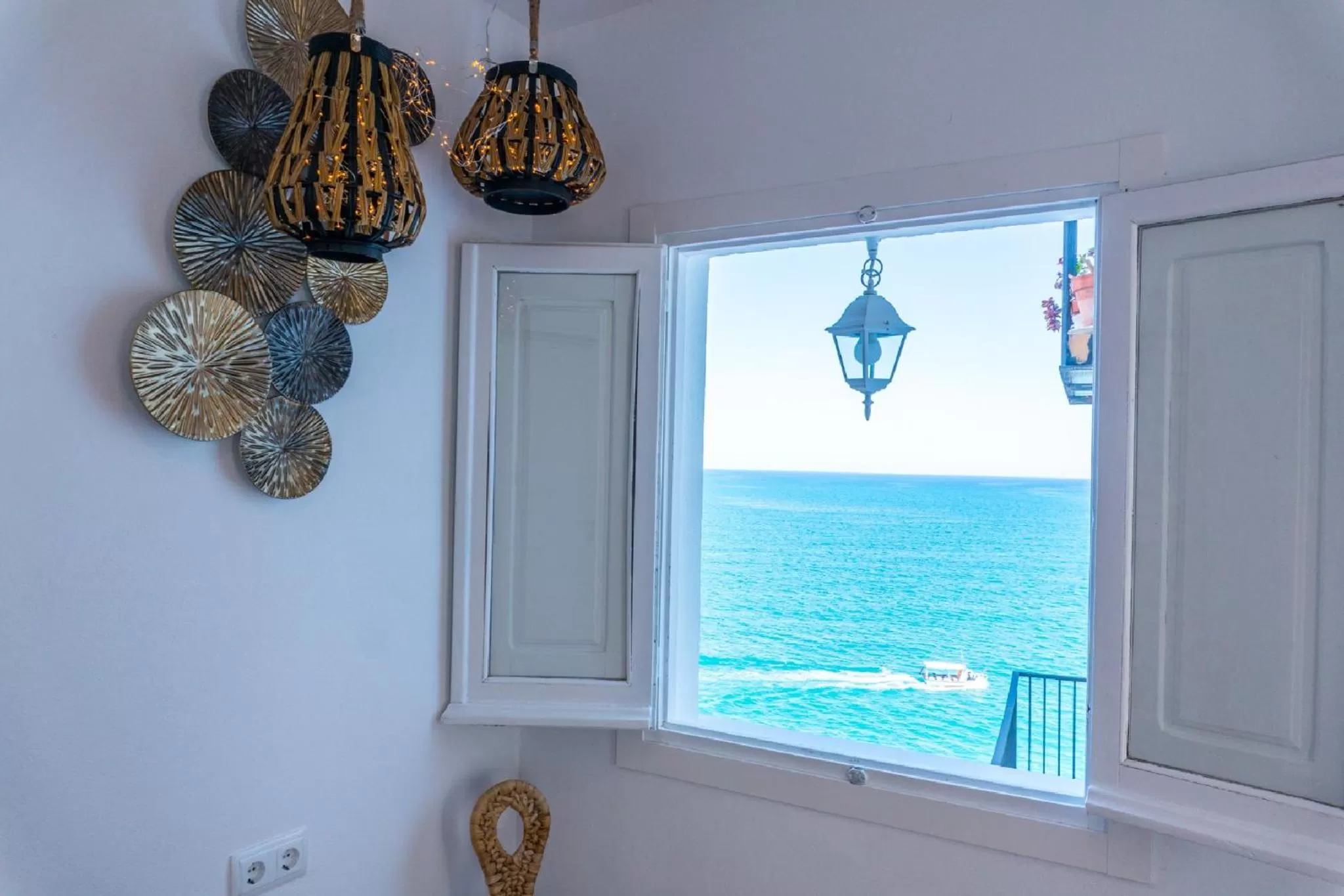 Sea view in Blancos Rooms Hotel