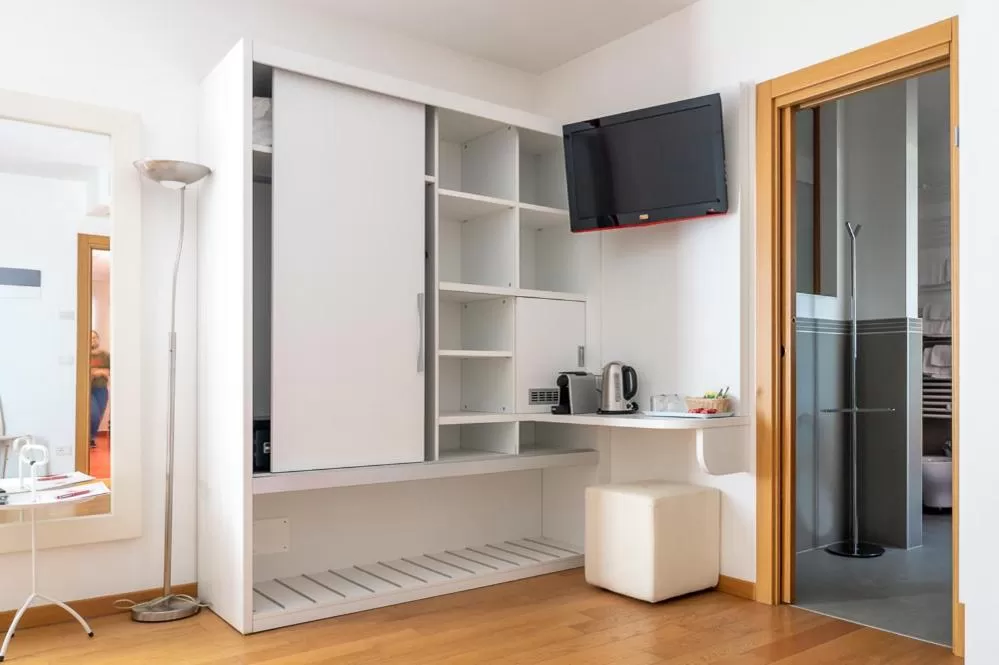 TV and multimedia in Hotel Marco Polo 3 Stelle Superior