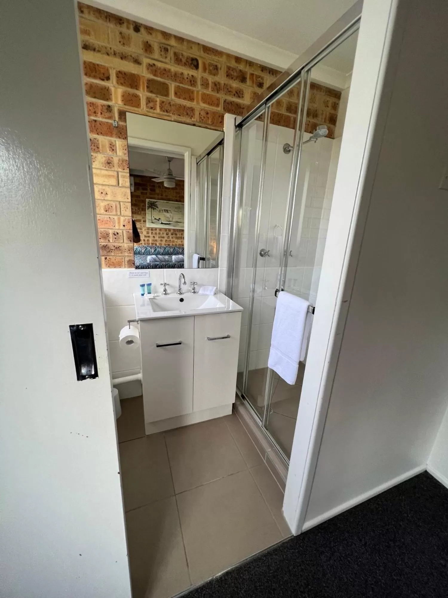 Golden Beach Motor Inn, Caloundra