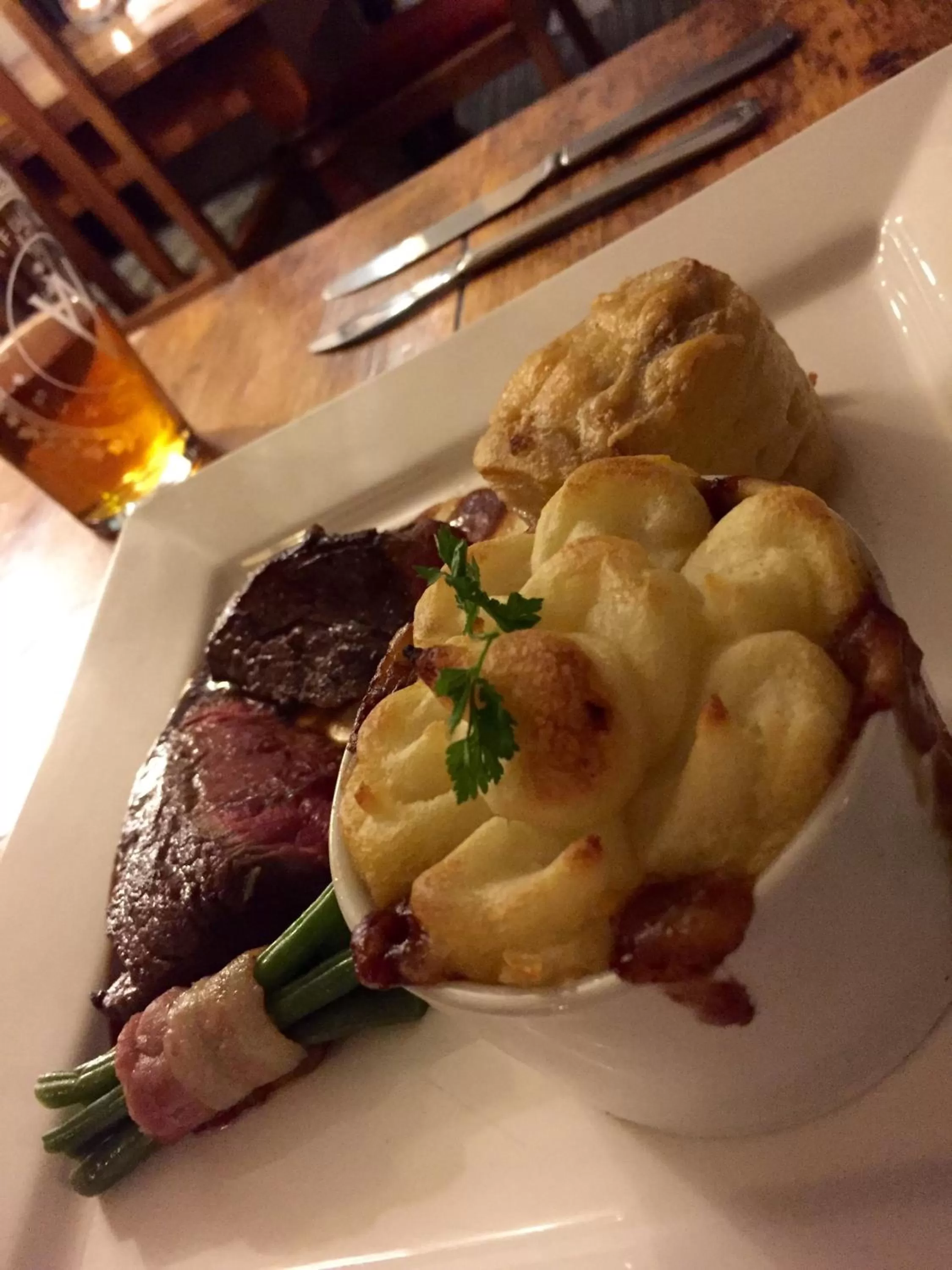 Restaurant/places to eat in The New Court Inn