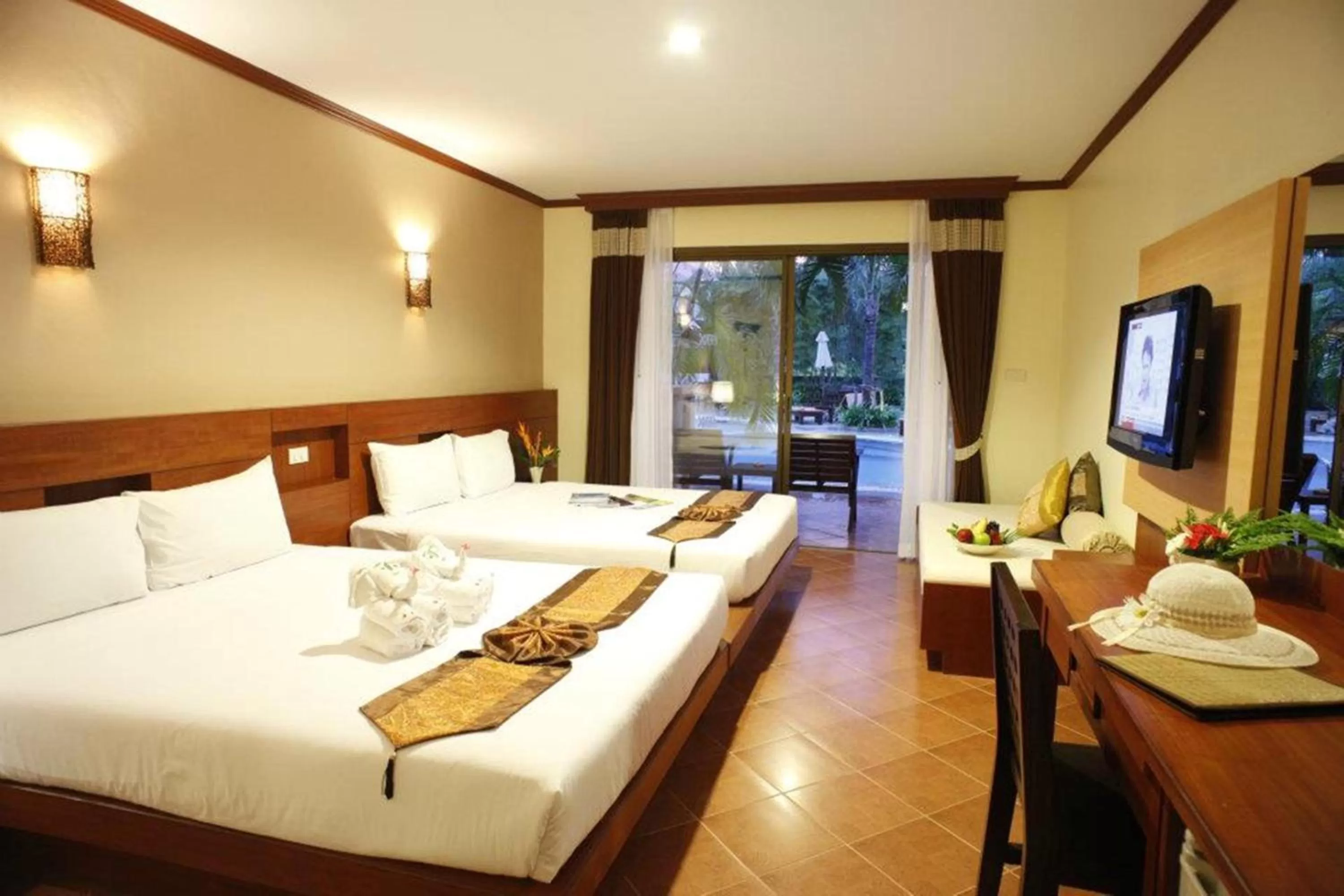 Bedroom, Bed in Fanari Khaolak Resort - Courtyard SHA Extra Plus