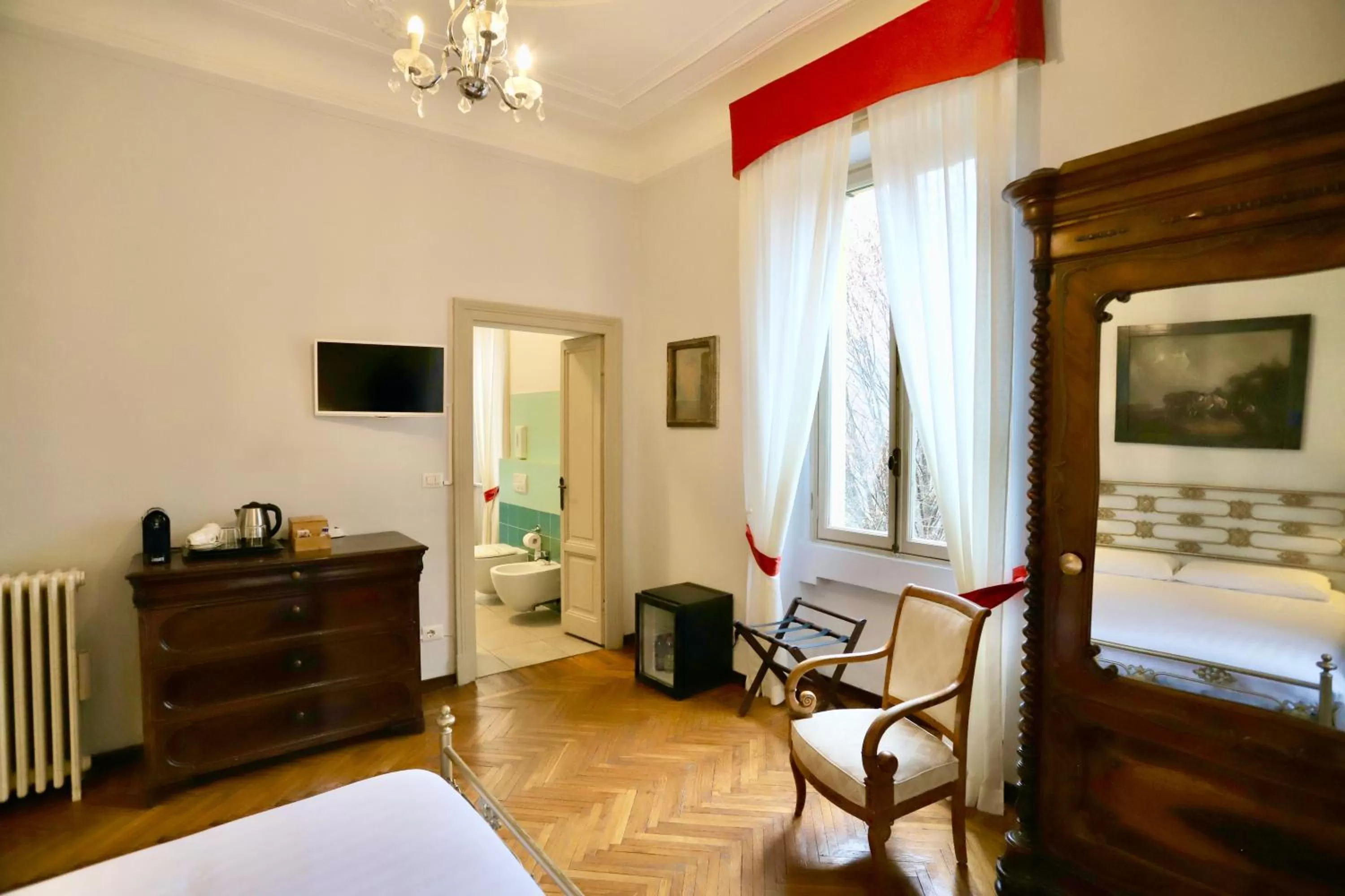 Bedroom, Bed in La Villa del Lago