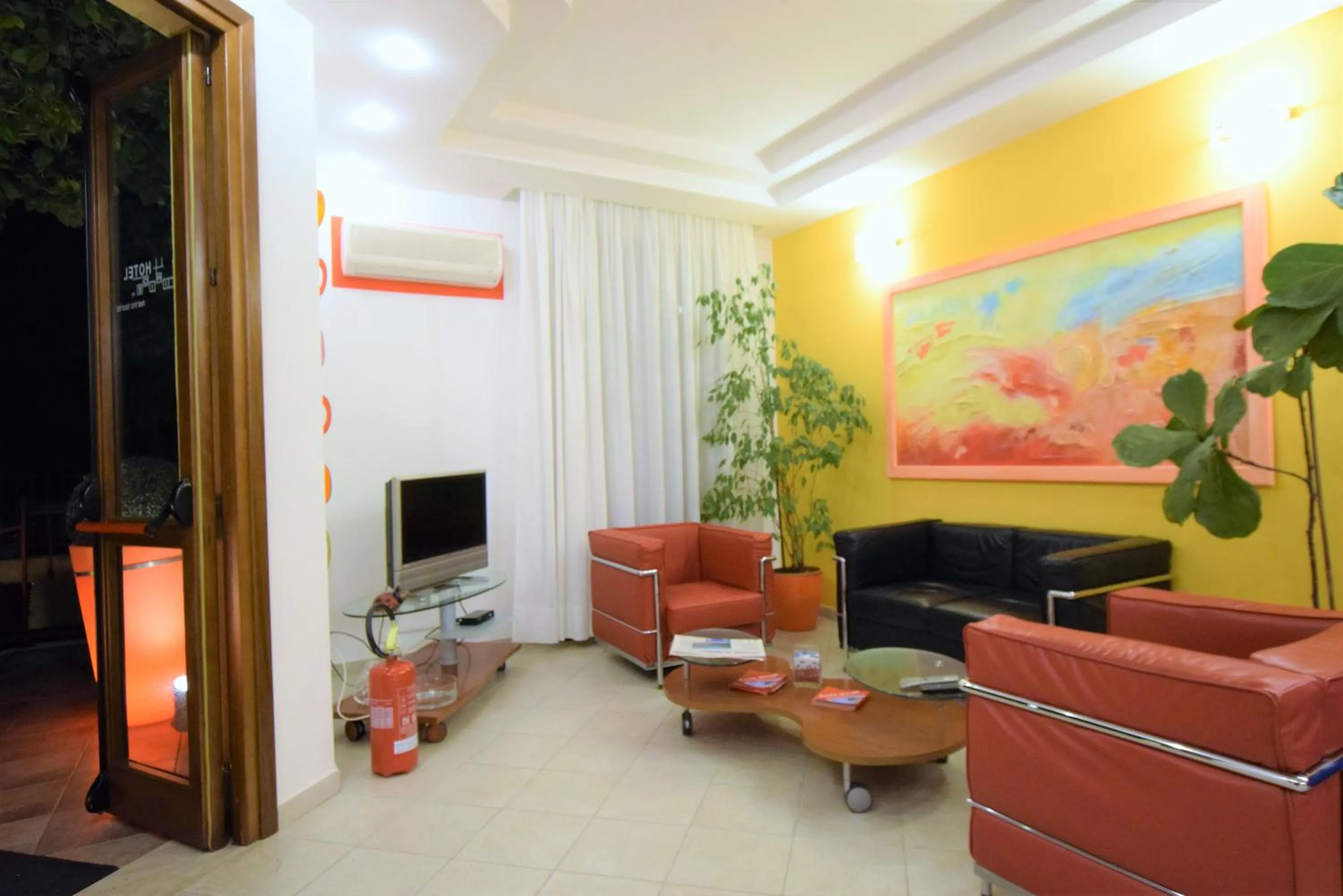 Lobby or reception in Hotel Iride by Marino Tourist