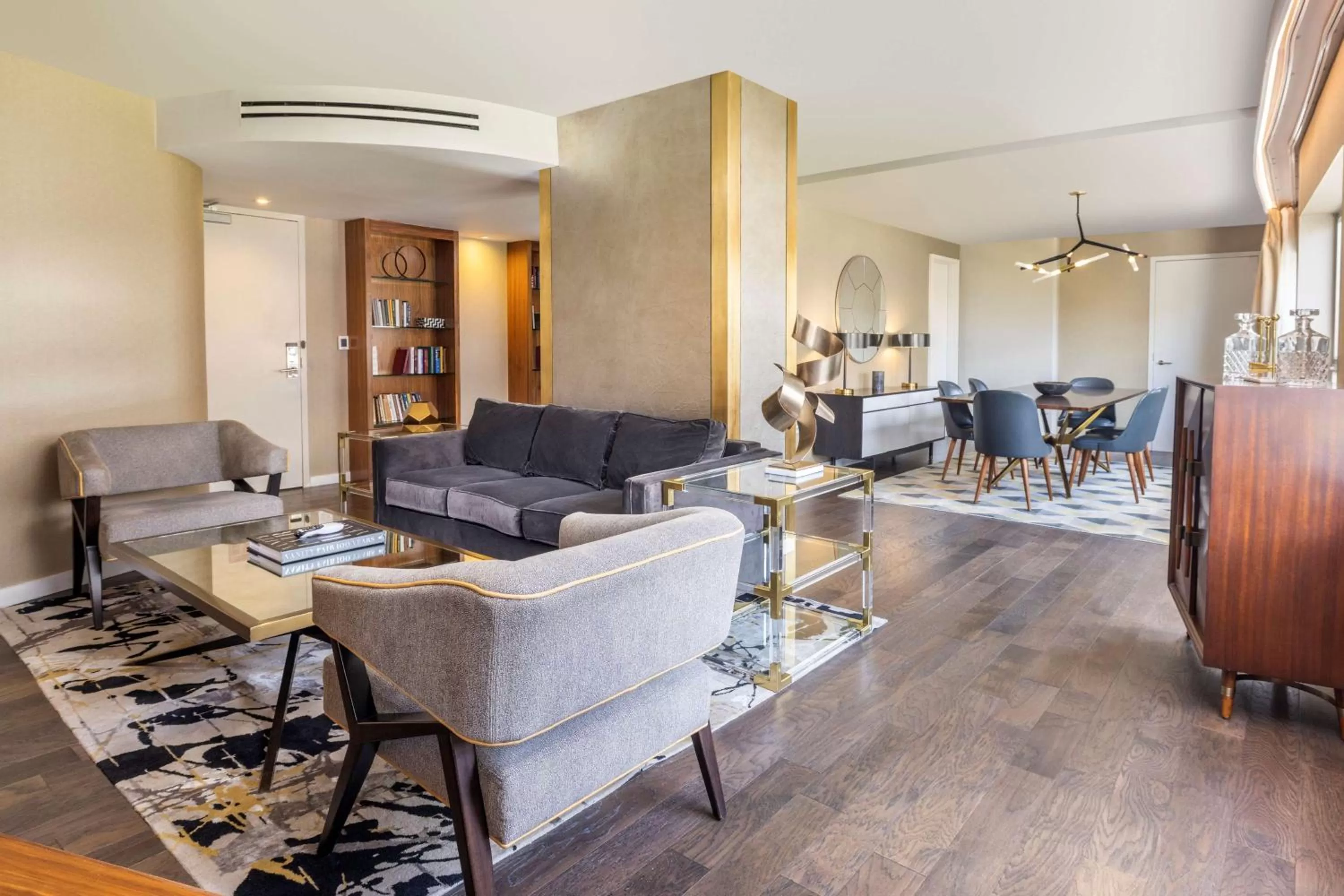 Living room in The Statler Dallas, Curio Collection By Hilton