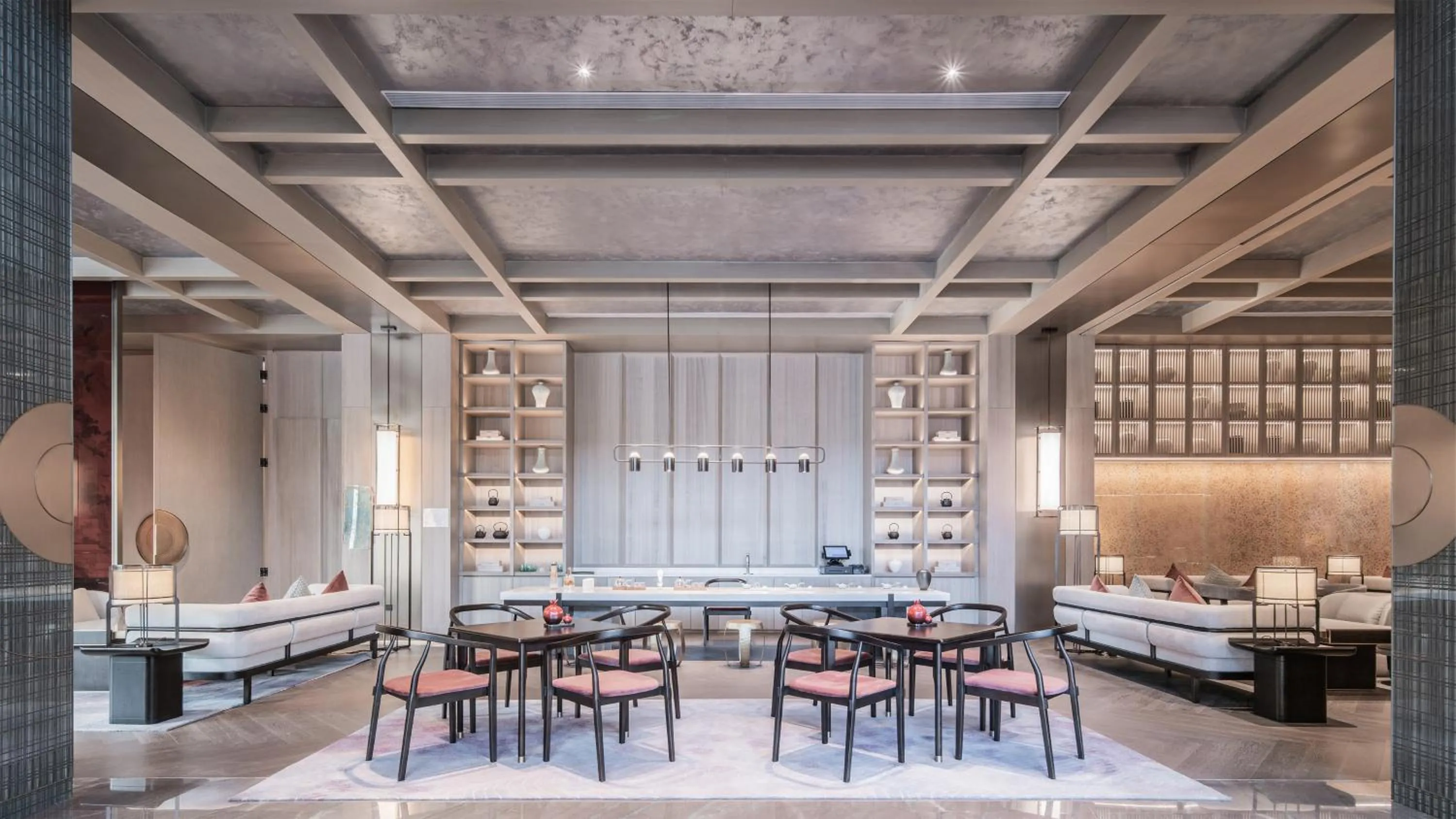 Lounge or bar in HUALUXE Xi'an Chanba by IHG-西安浐灞华邑酒店-Near Xi'an International Convention Exhibition Center and Shopping mall and The Romantic show of Xi'an-Free Luggage Storage-English Service