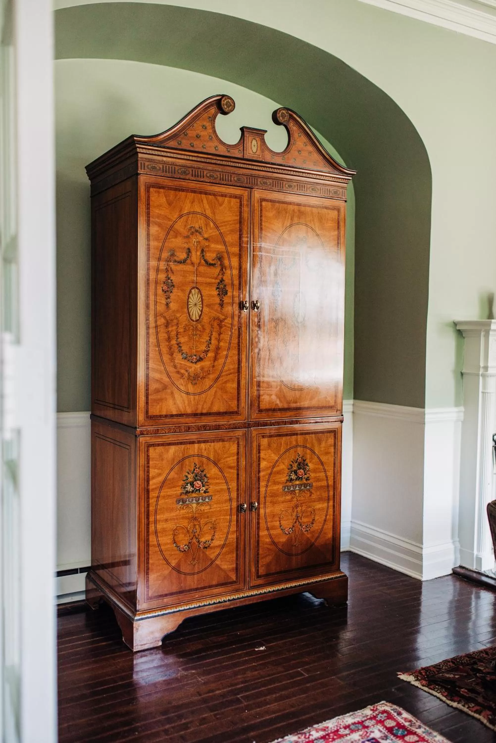 Decorative detail in Benn Conger Inn
