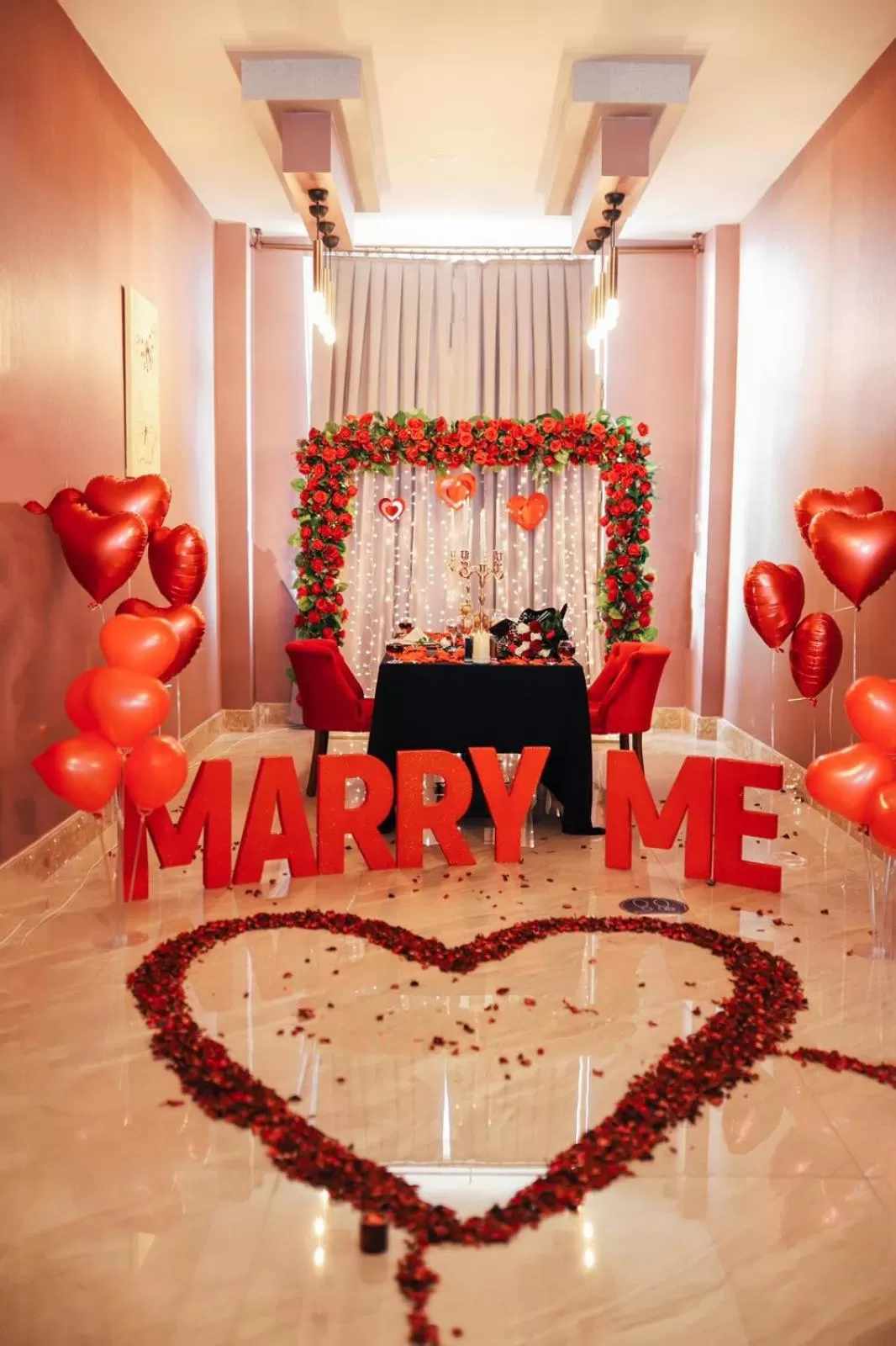 Restaurant/places to eat in Ramada by Wyndham Van