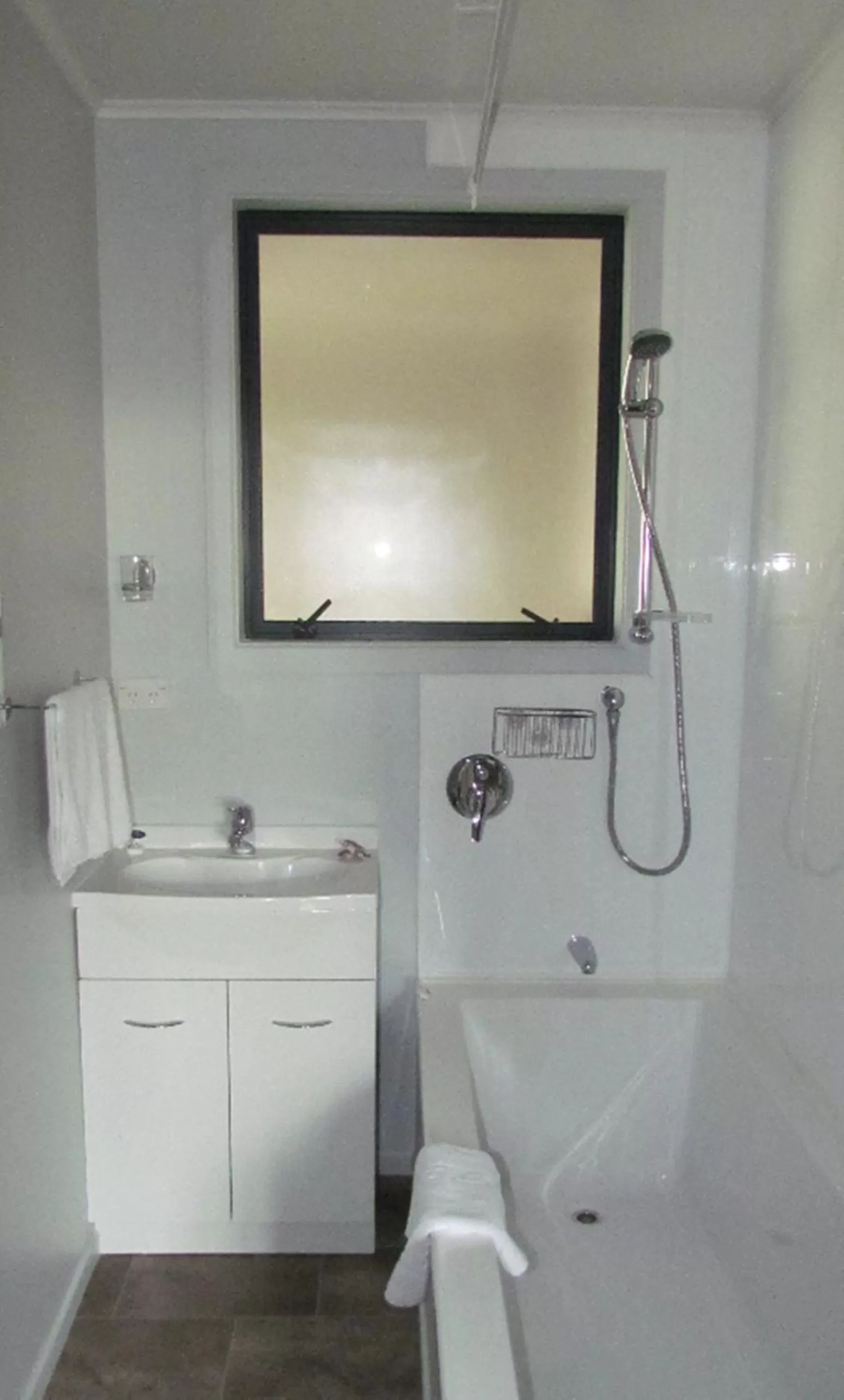 Bathroom in Birchwood Cottages