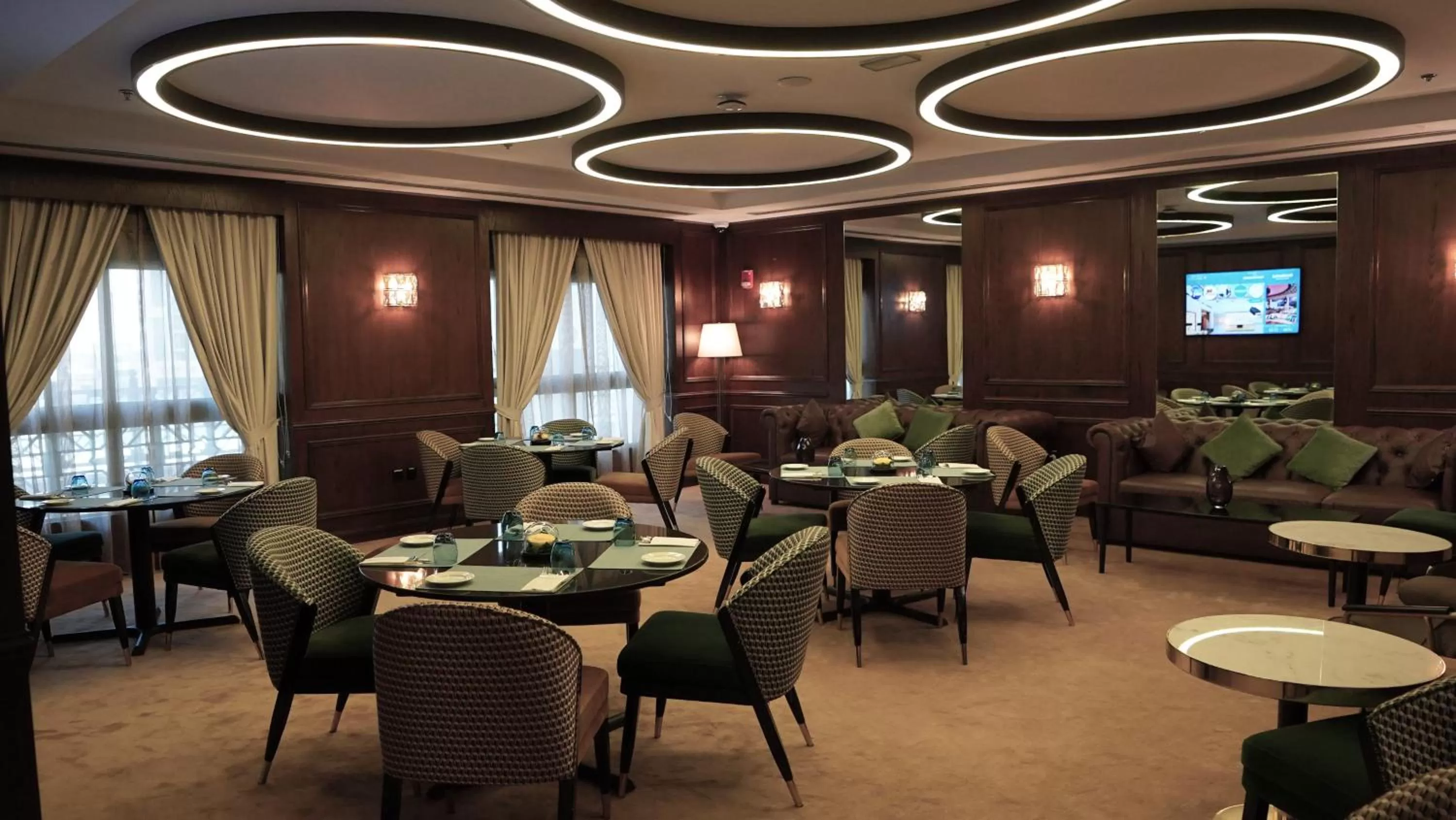 Restaurant/places to eat in Barcelo Al Jaddaf, Dubai