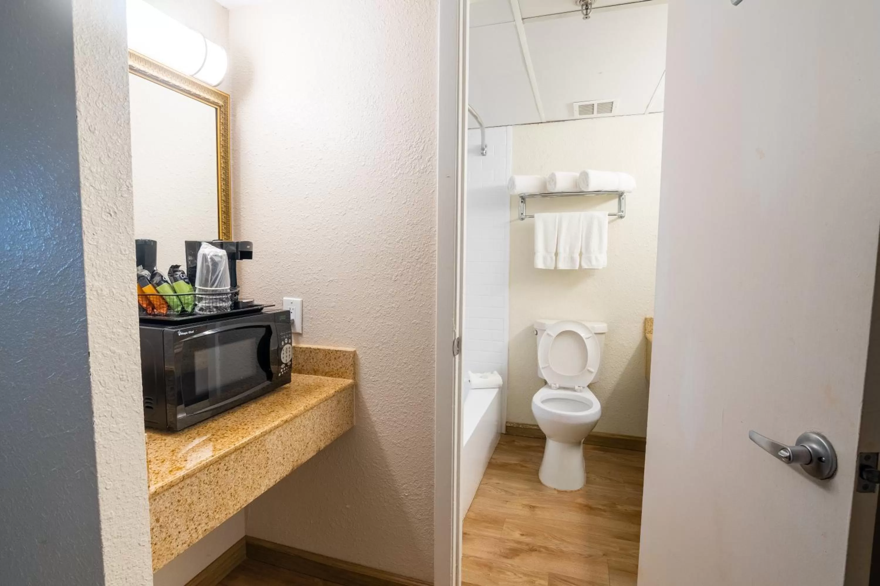 Bathroom in Emerald Beach Hotel Corpus Christi