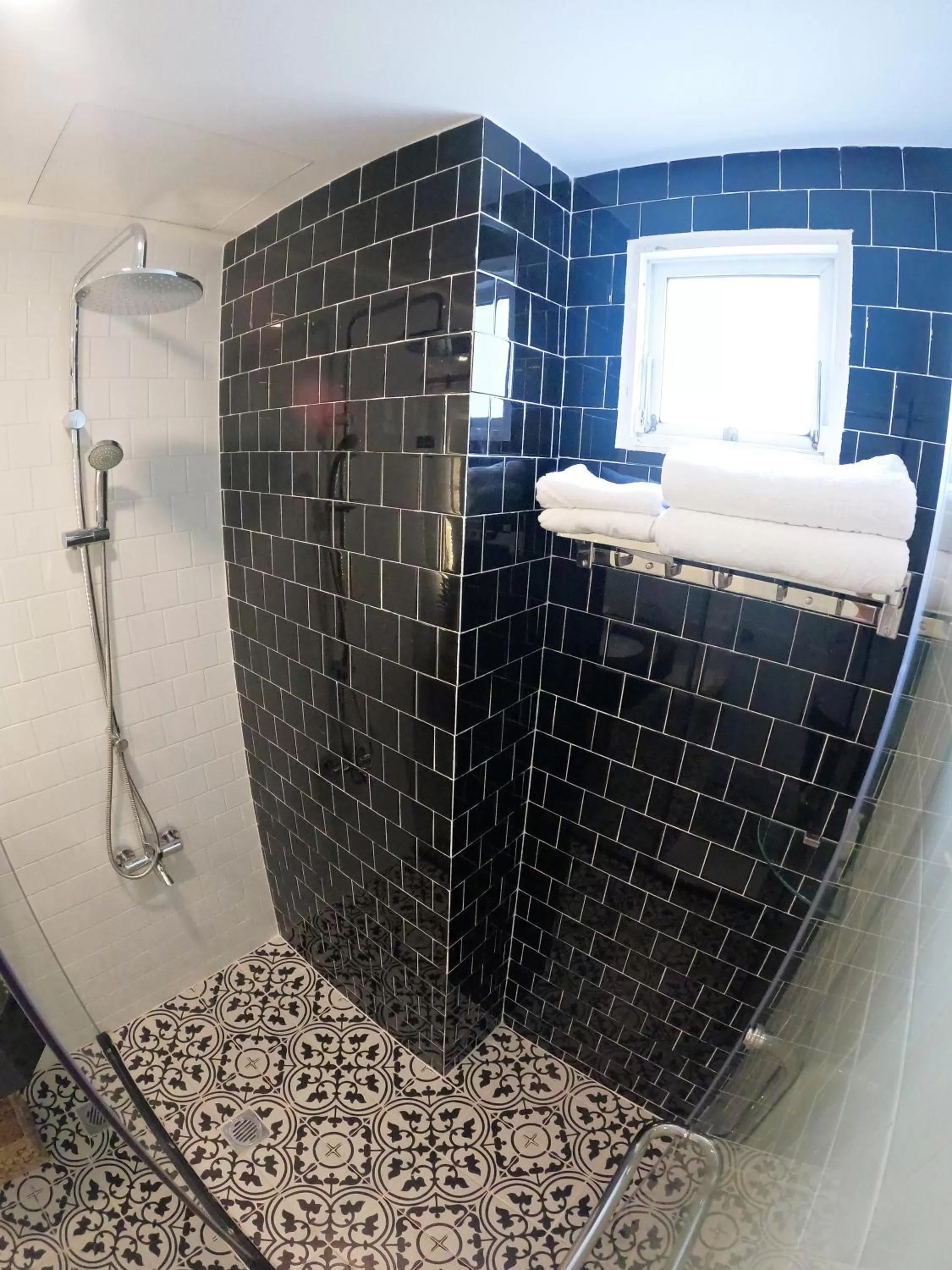 Bathroom in Dinh Phat Hotel