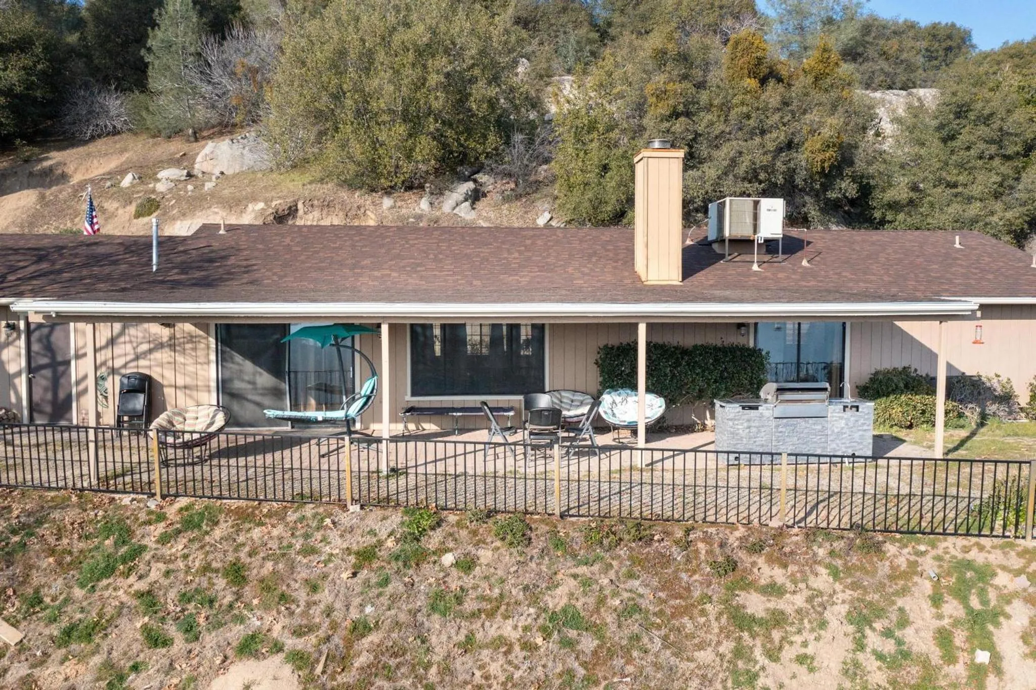 Mountain Trail Lodge and Vacation Rentals