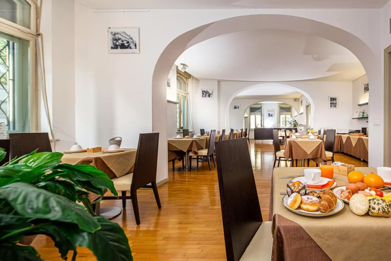 Breakfast in Europalace Hotel, BW Signature Collection