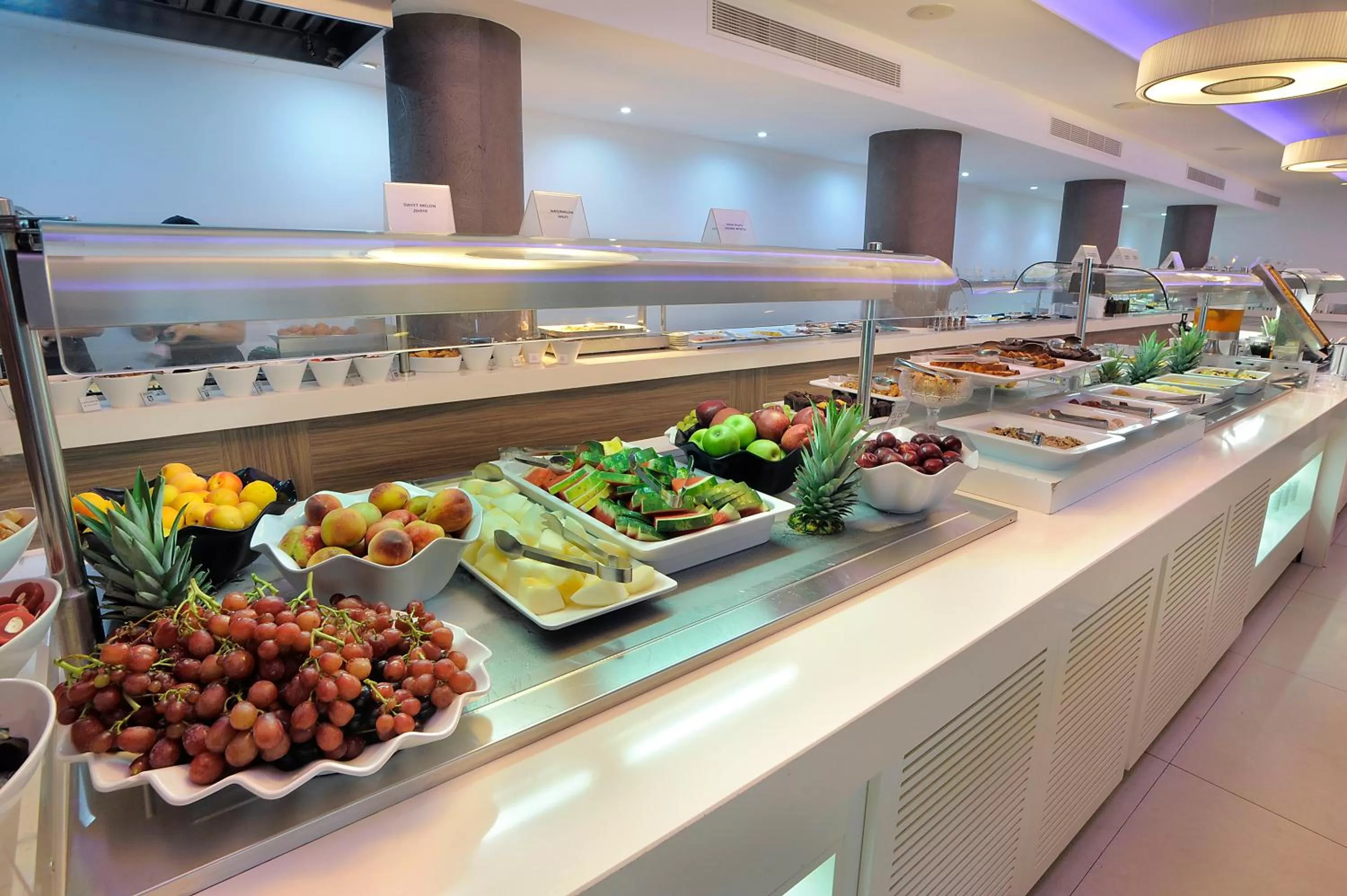 Breakfast in Nestor Hotel