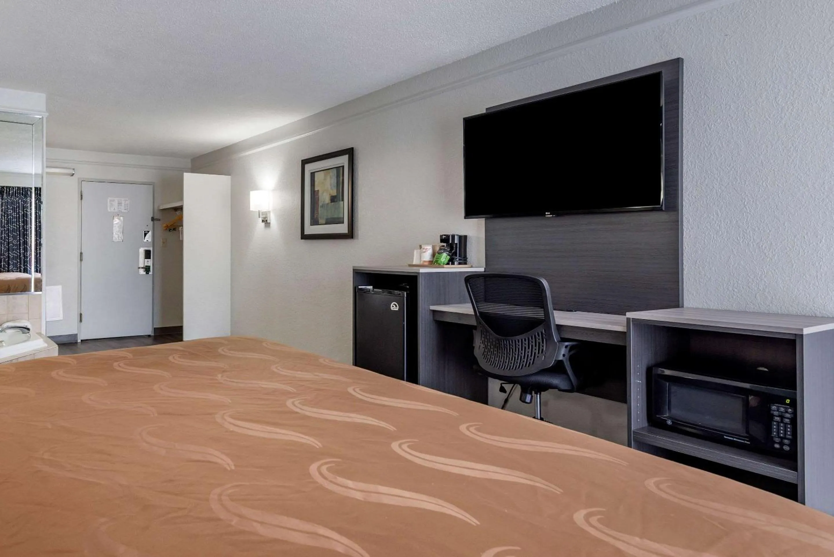 Bedroom in Quality Inn Rock Hill Northeast I-77