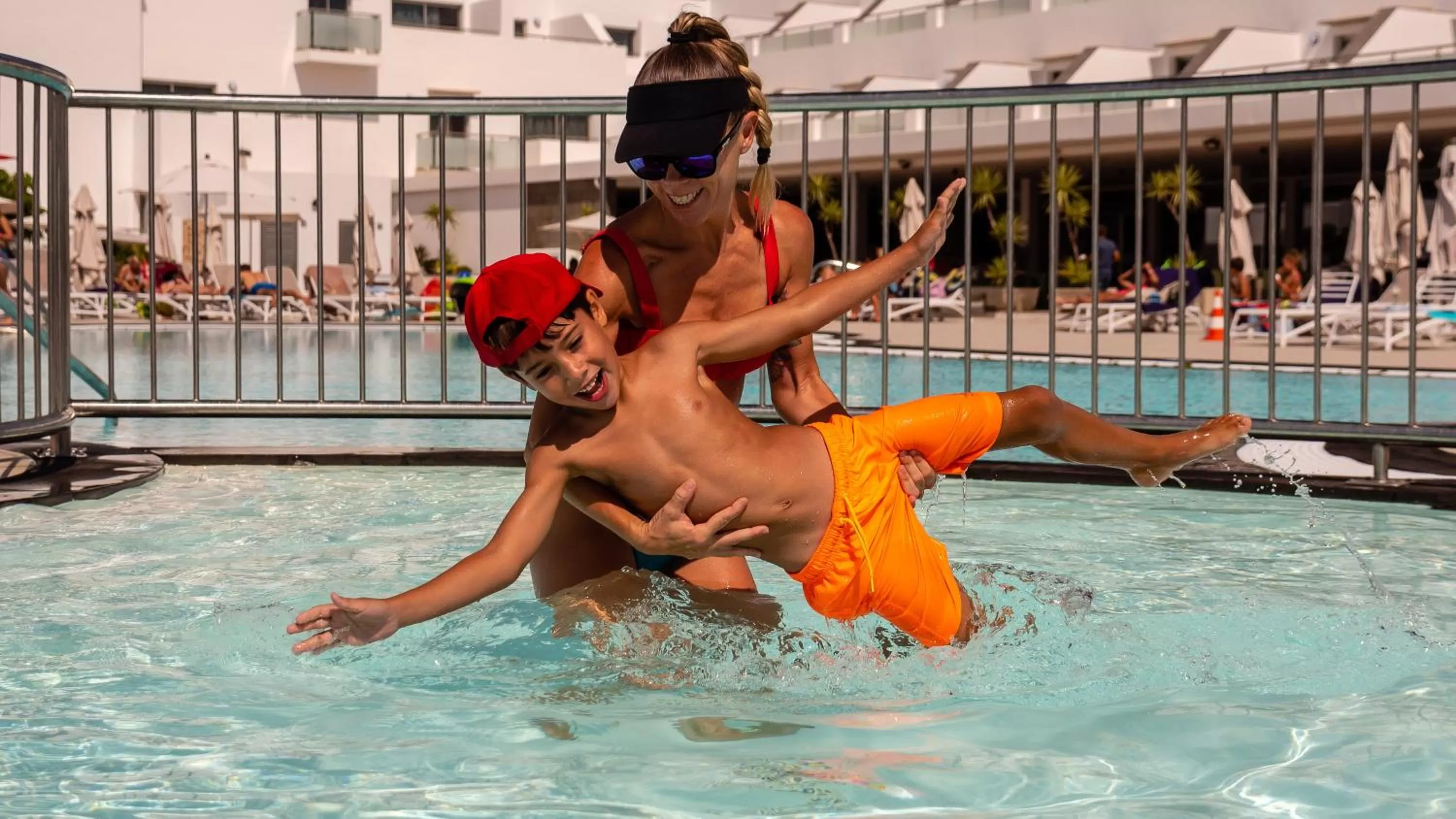 Swimming pool in Hotel Lanzarote Village