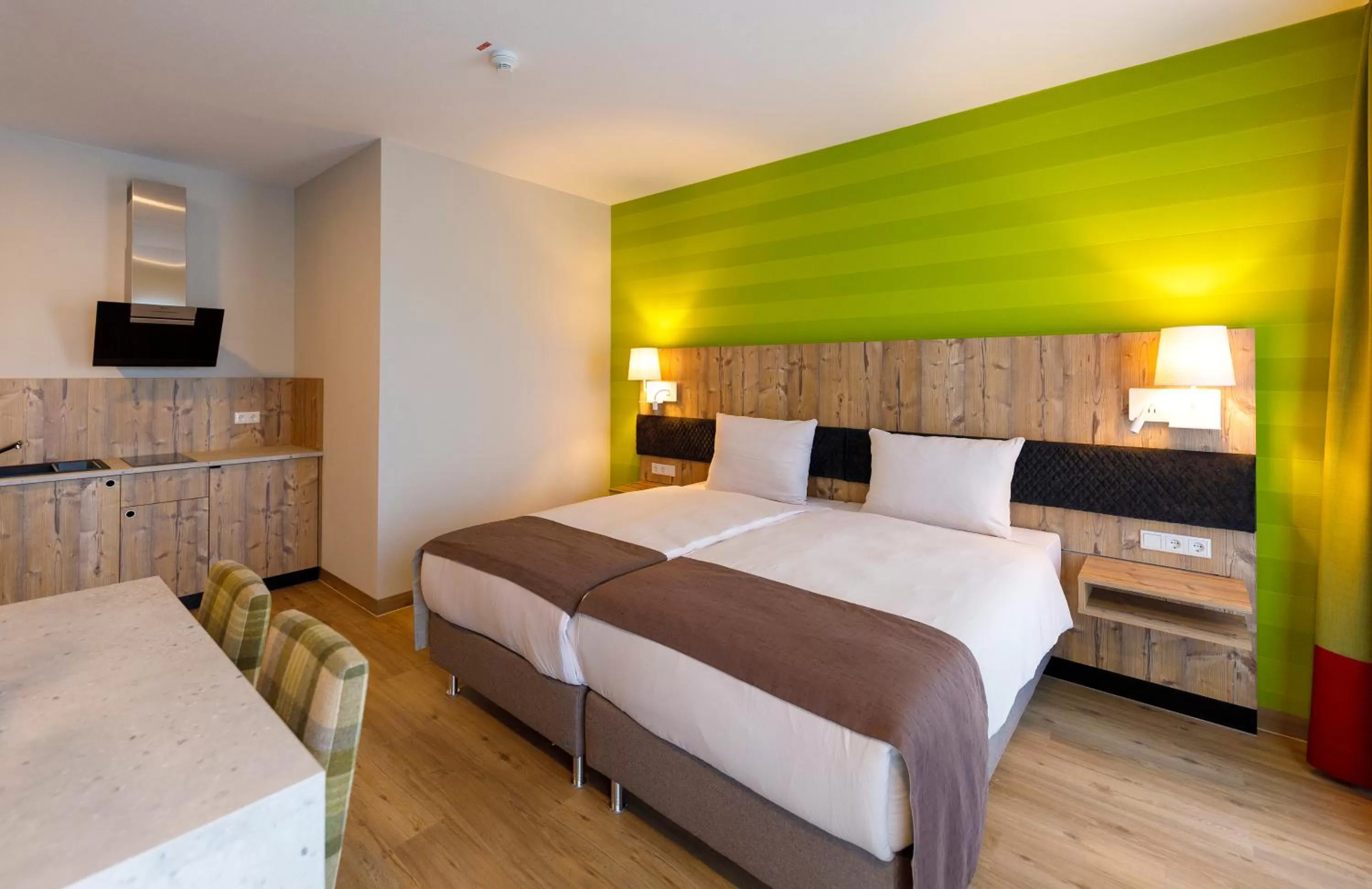 Photo of the whole room, Bed in Kedi Hotel Papenburg