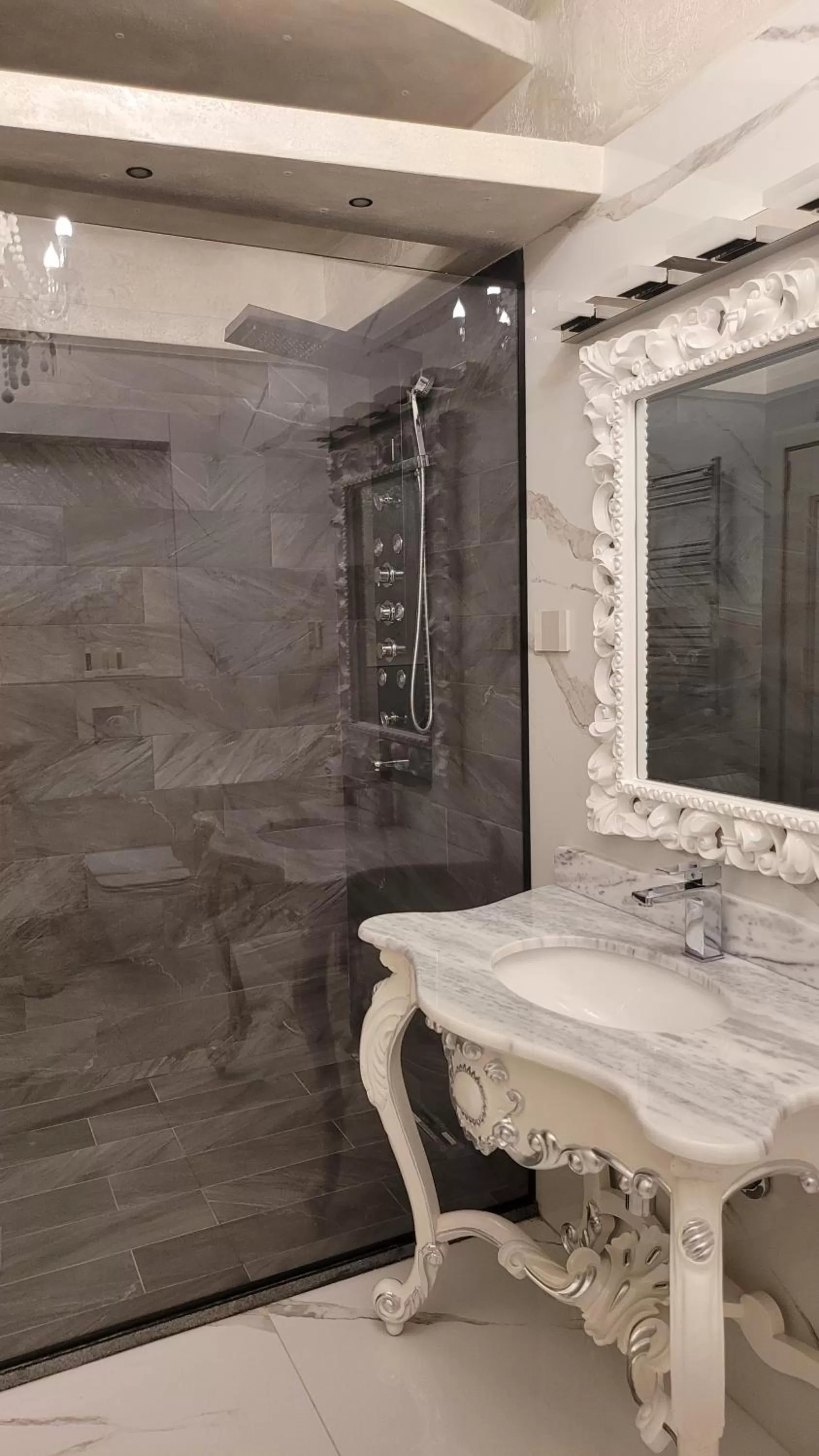 Bathroom in Terrace Suites Iasi