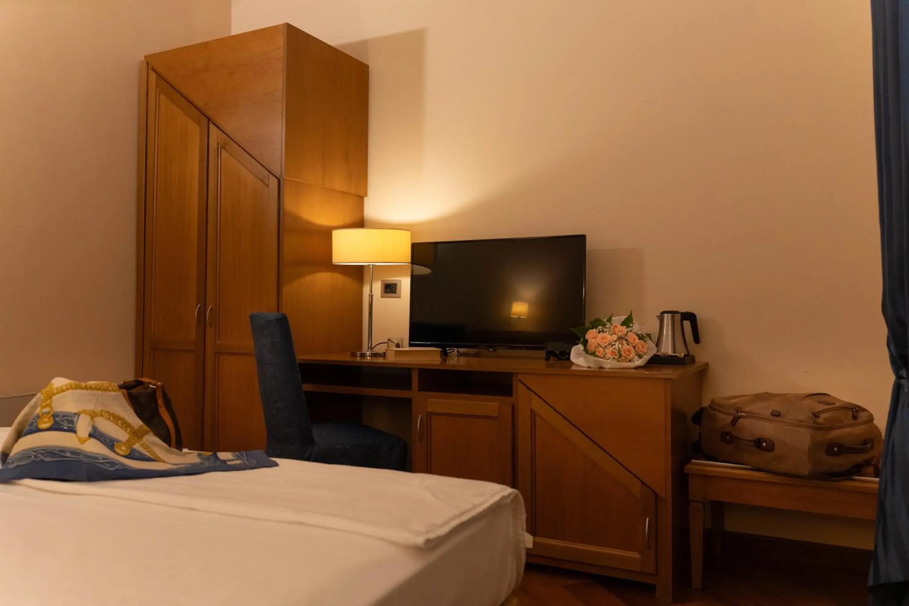 Double or Twin Room in Hotel Iris Double or Twin Room in Hotel Iris