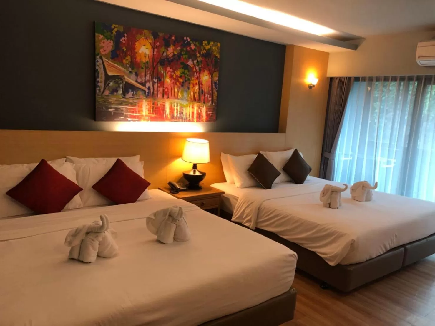 Bed in Le Naview @Prasingh