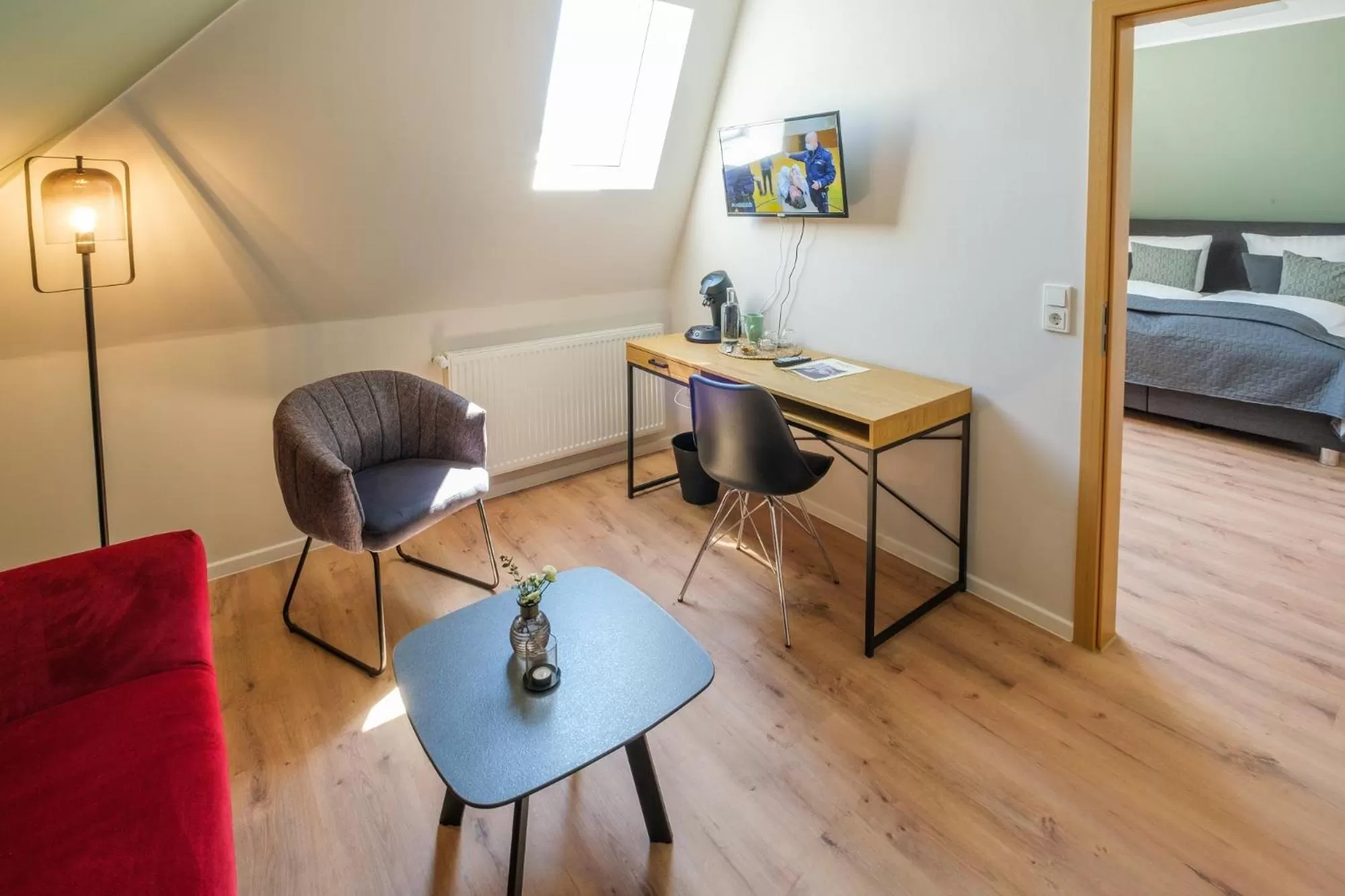 Photo of the whole room, Bed in Stadthotel Jever