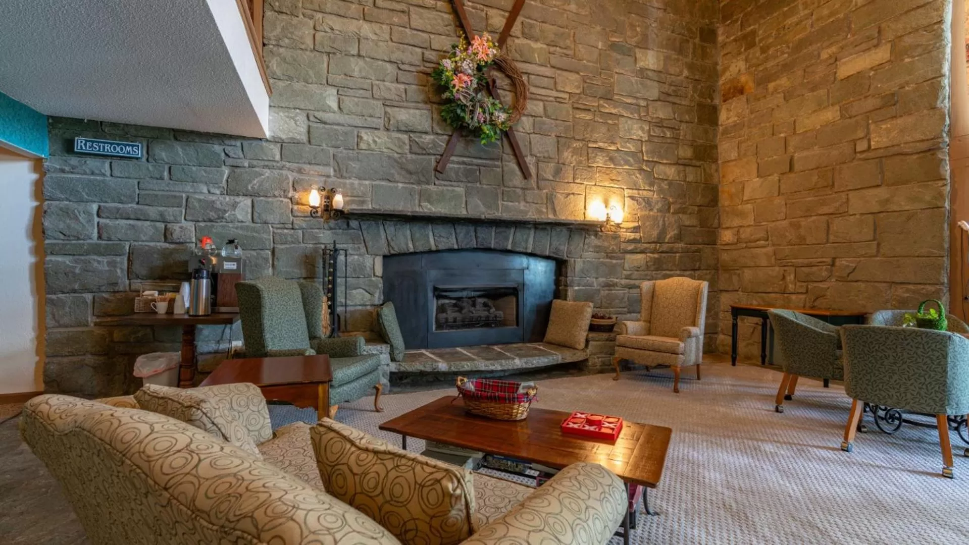Lobby or reception in 4 Seasons at Beech Mountain