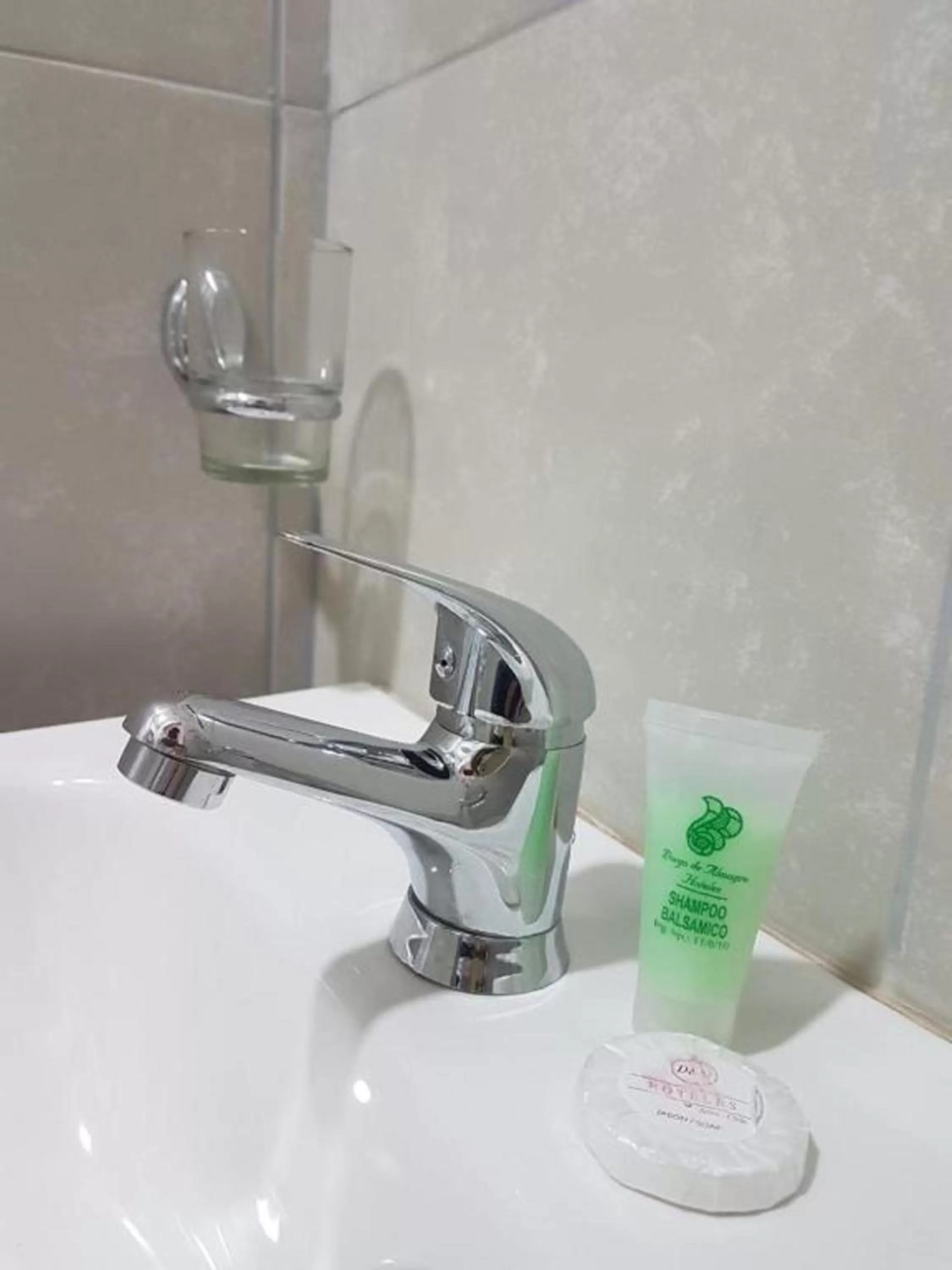 Bathroom in Hotel Amaru Express