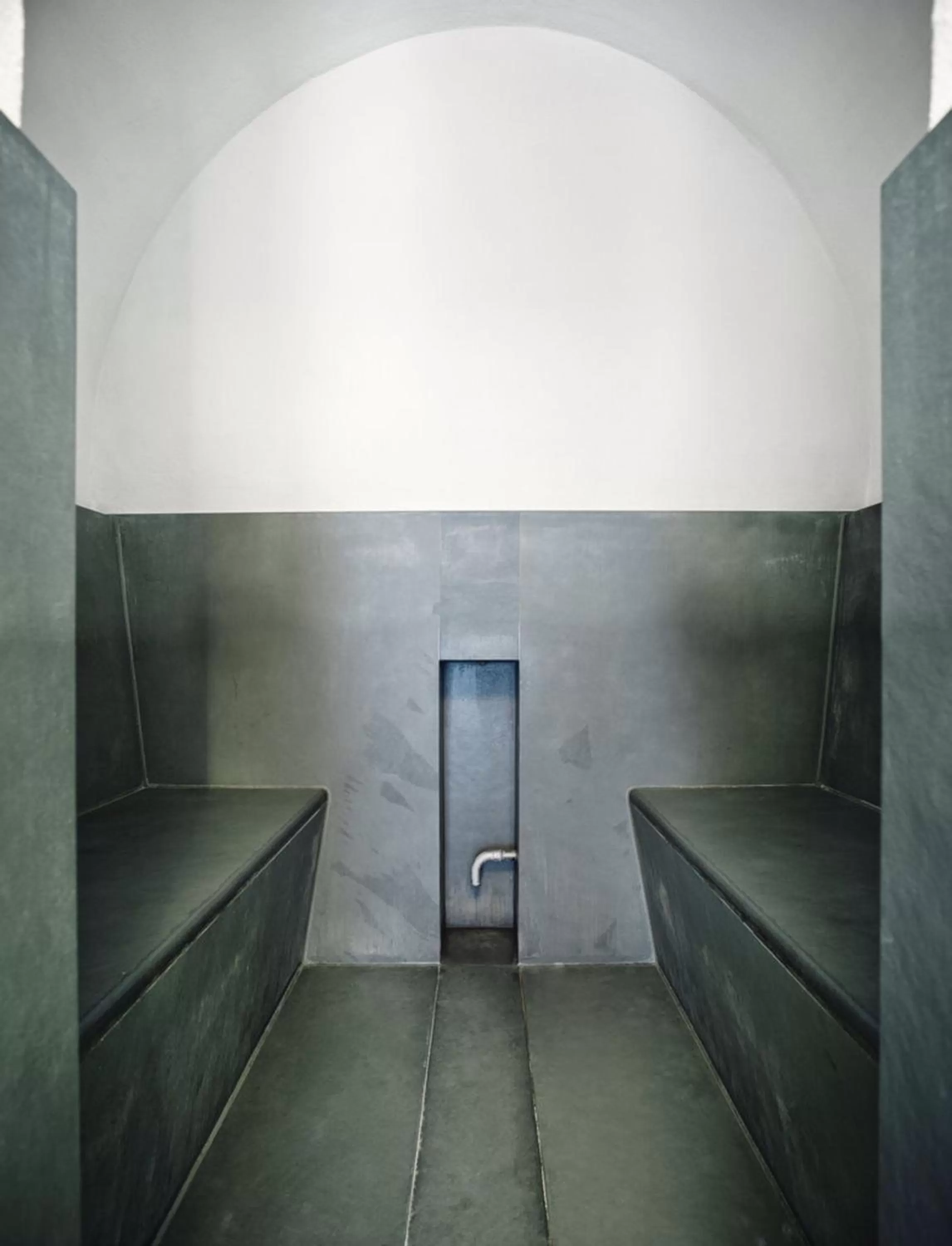 Steam room in Eden Hotel Wolff